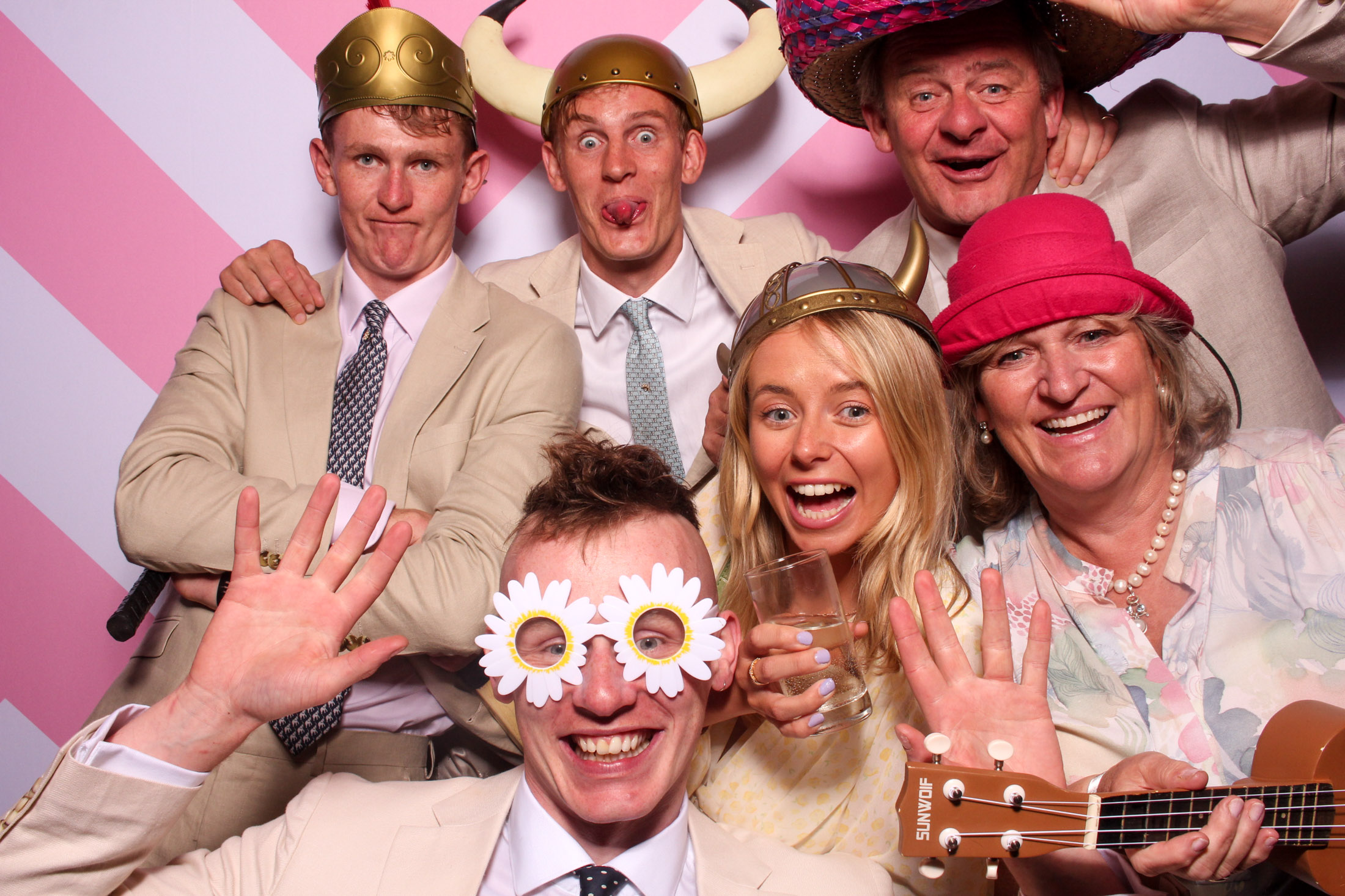 Natty & Louis' Wedding | View more photos from the event at gallery.picturematic.co/u/Picturematic/Natty-Louis-Wedding