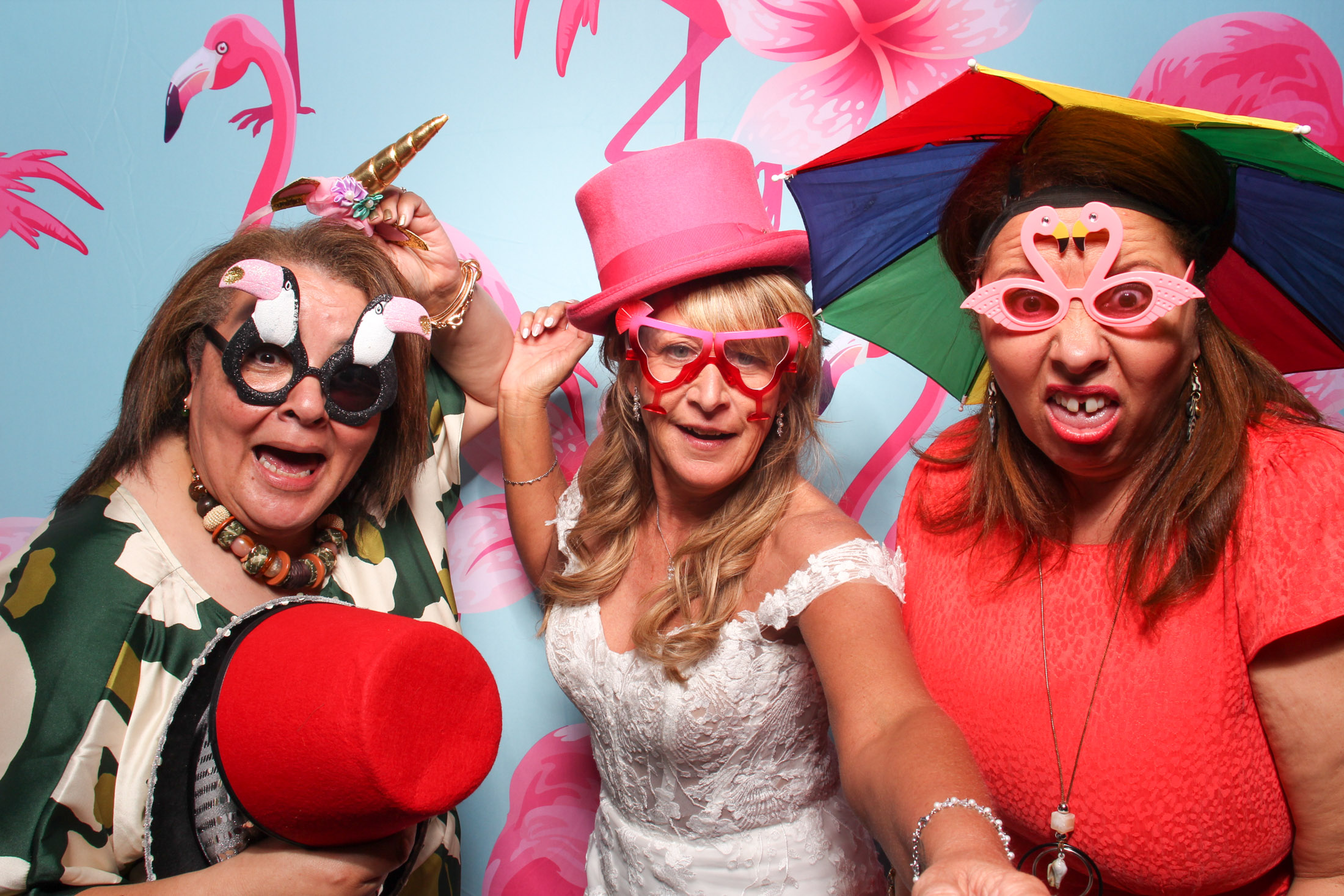 Paula & Darren's Wedding | View more photos from the event at gallery.picturematic.co/u/Picturematic/Paula-Darrens-Wedding