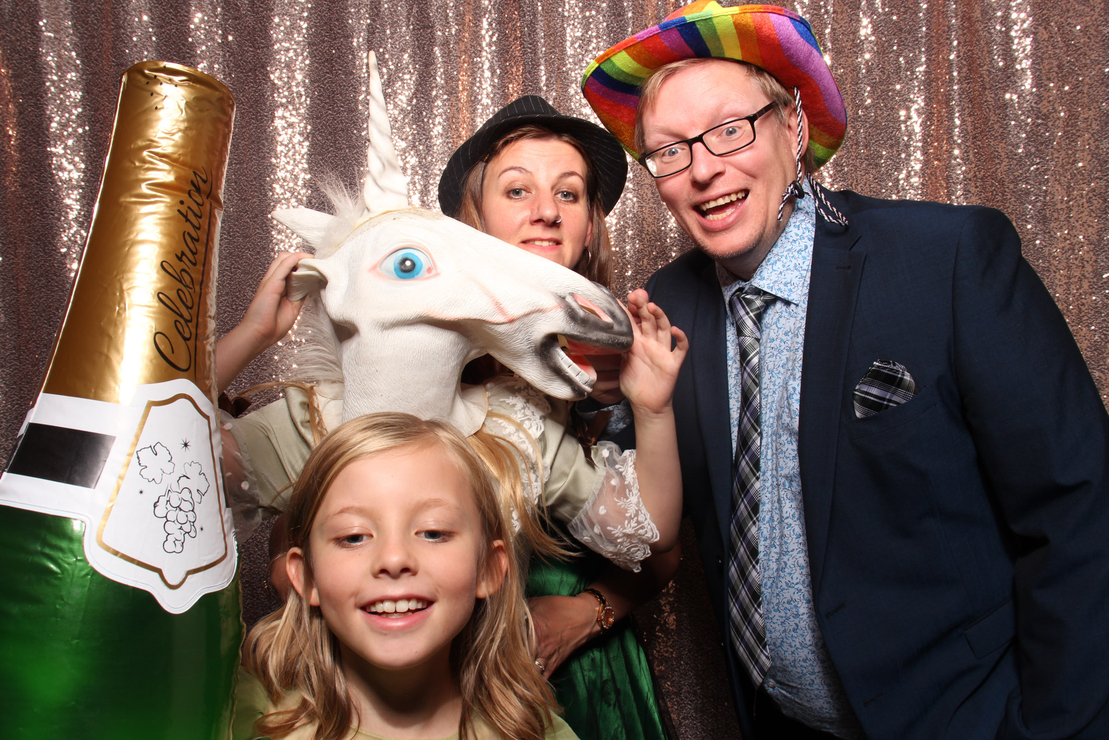 Rebecca & Ryan's Wedding | View more photos from the event at gallery.picturematic.co/u/Picturematic/Rebecca-Ryans-Wedding