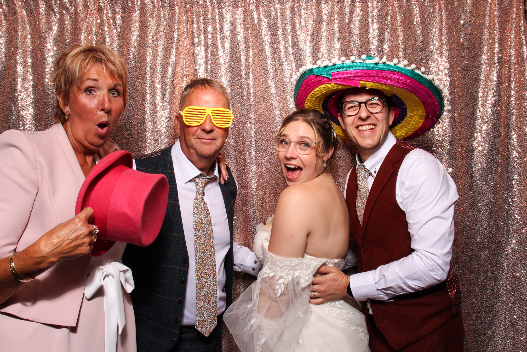 Rosie & Rich's Wedding | View more photos from the event at gallery.picturematic.co/u/Picturematic/Rosie-Richs-Wedding