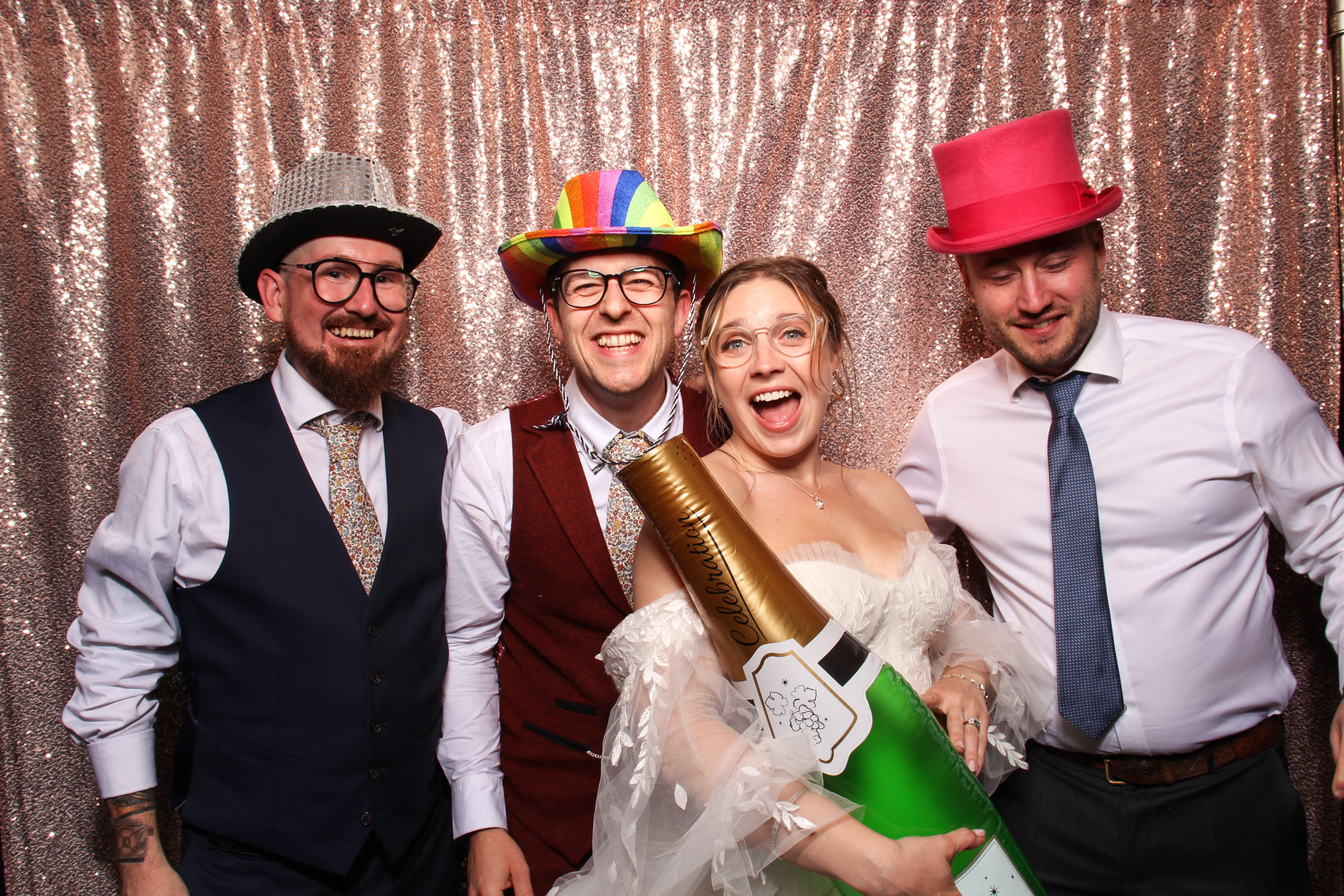 Rosie & Rich's Wedding | View more photos from the event at gallery.picturematic.co/u/Picturematic/Rosie-Richs-Wedding
