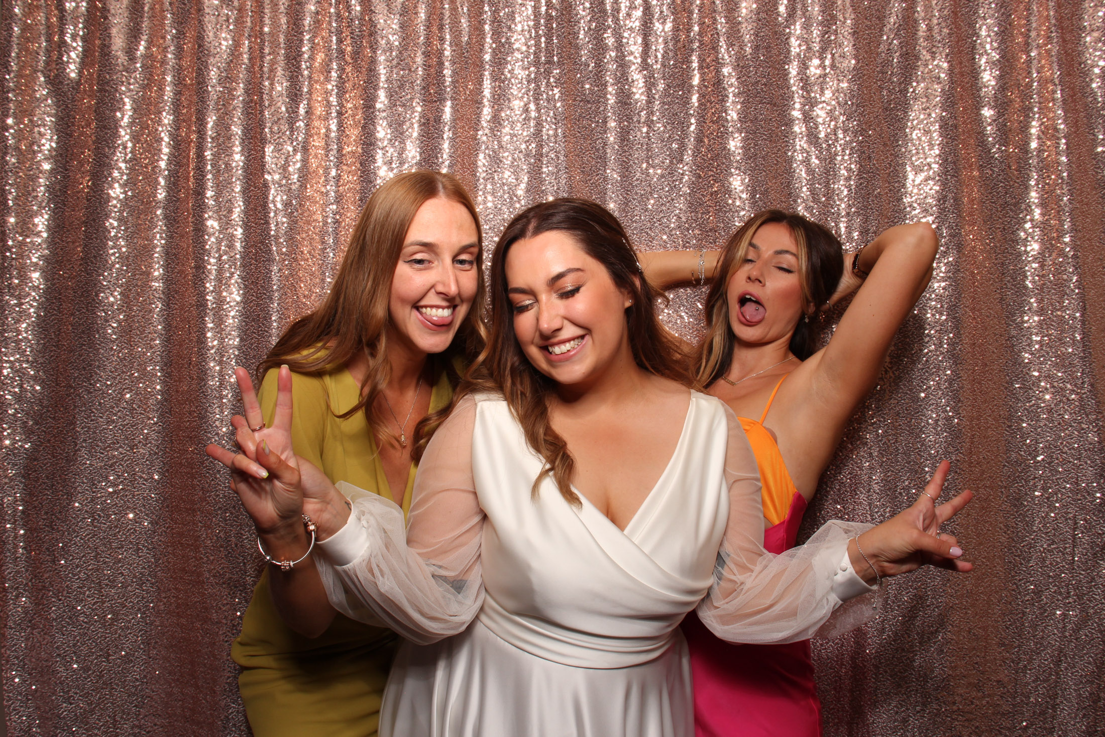 Somer & Matt's Wedding | View more photos from the event at gallery.picturematic.co/u/Picturematic/Somer-Matts-Wedding