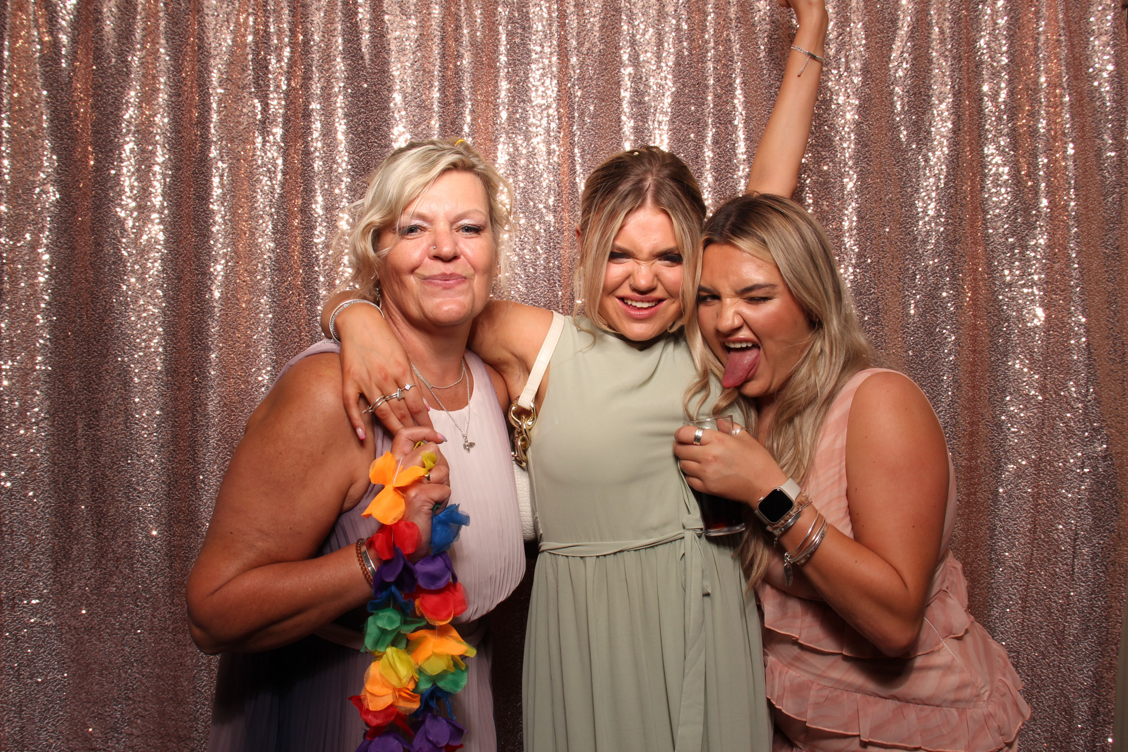 Somer & Matt's Wedding | View more photos from the event at gallery.picturematic.co/u/Picturematic/Somer-Matts-Wedding