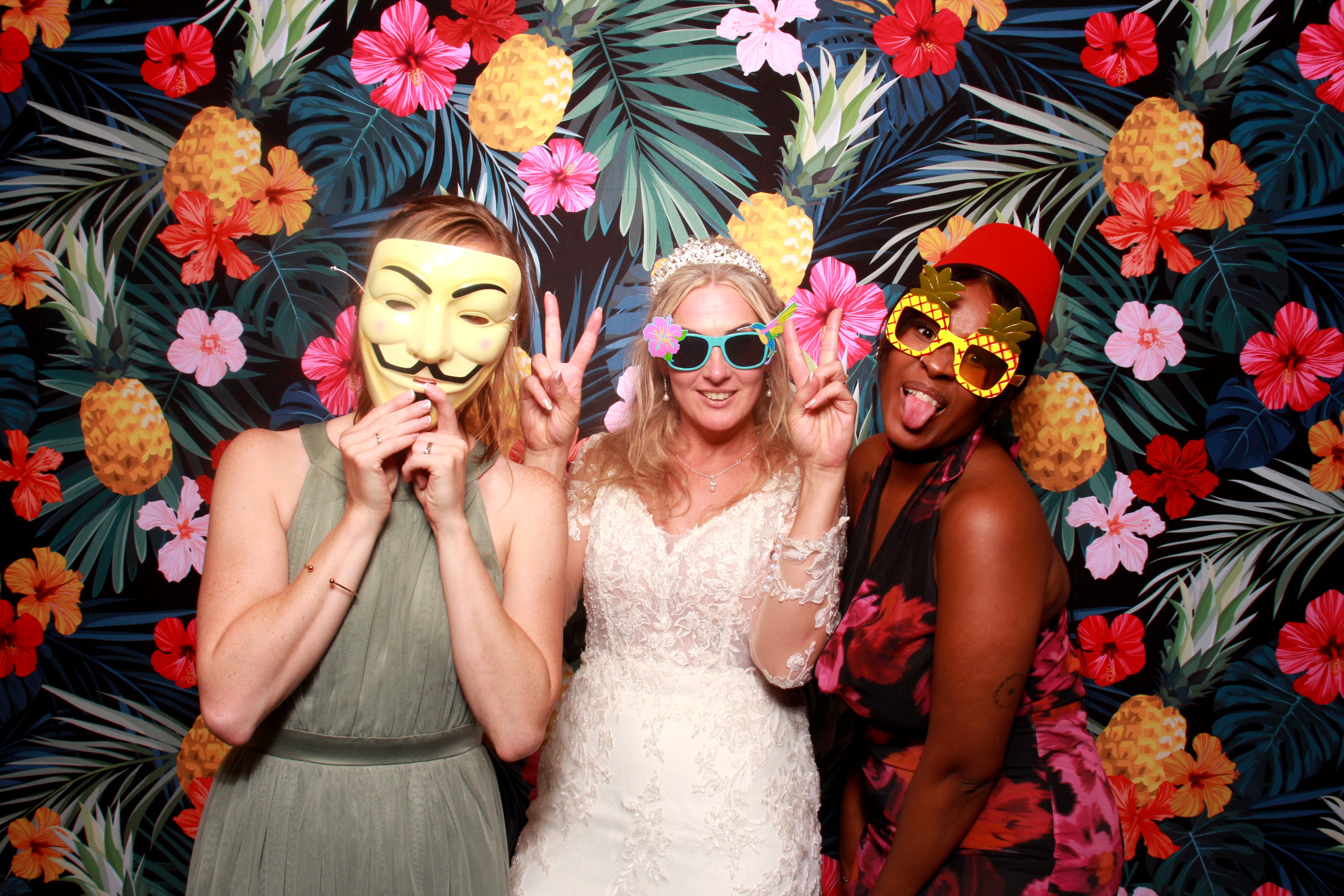 Kelly & Tom's Wedding | View more photos from the event at gallery.picturematic.co/u/Picturematic/Kelly-Toms-Wedding