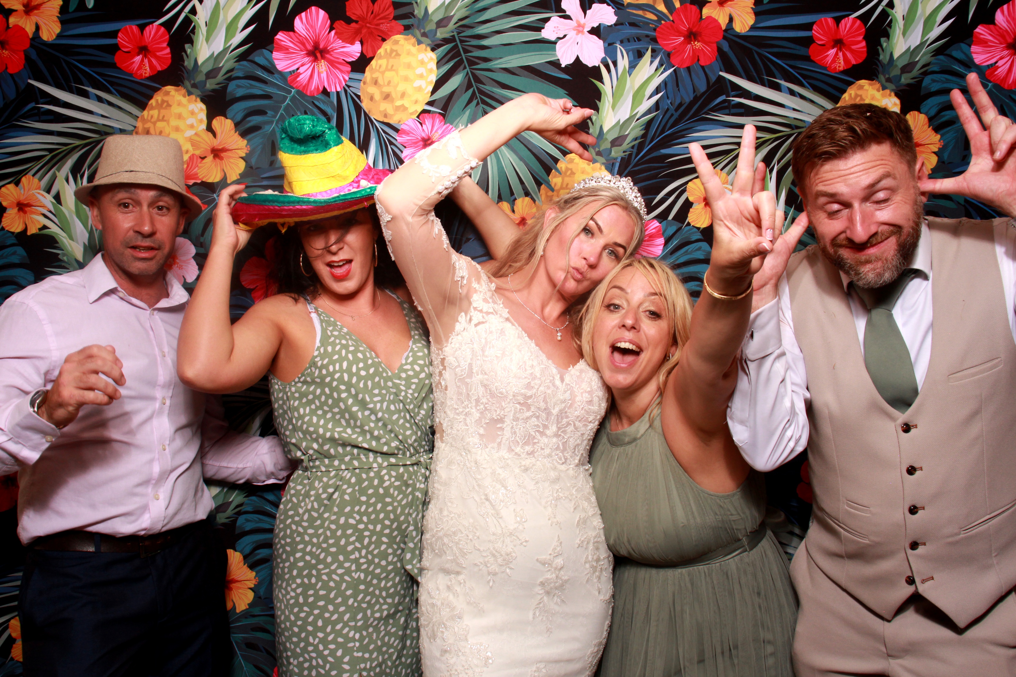 Kelly & Tom's Wedding | View more photos from the event at gallery.picturematic.co/u/Picturematic/Kelly-Toms-Wedding