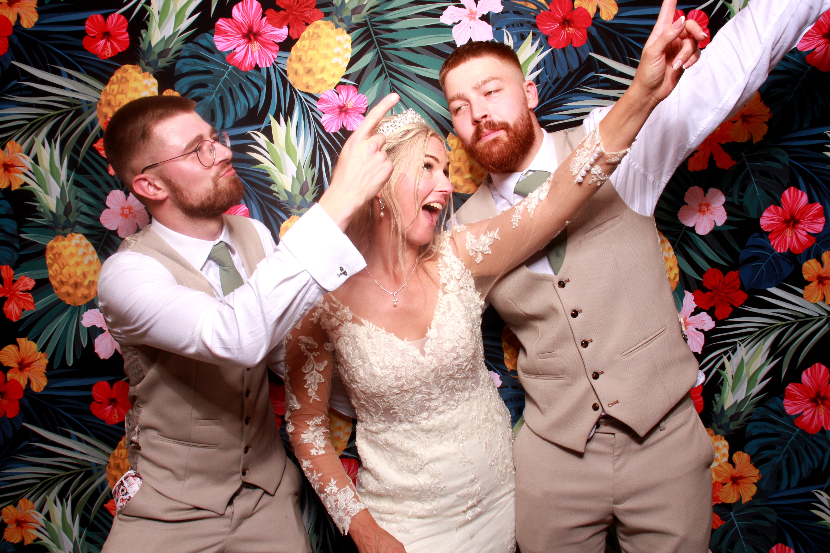 Kelly & Tom's Wedding | View more photos from the event at gallery.picturematic.co/u/Picturematic/Kelly-Toms-Wedding