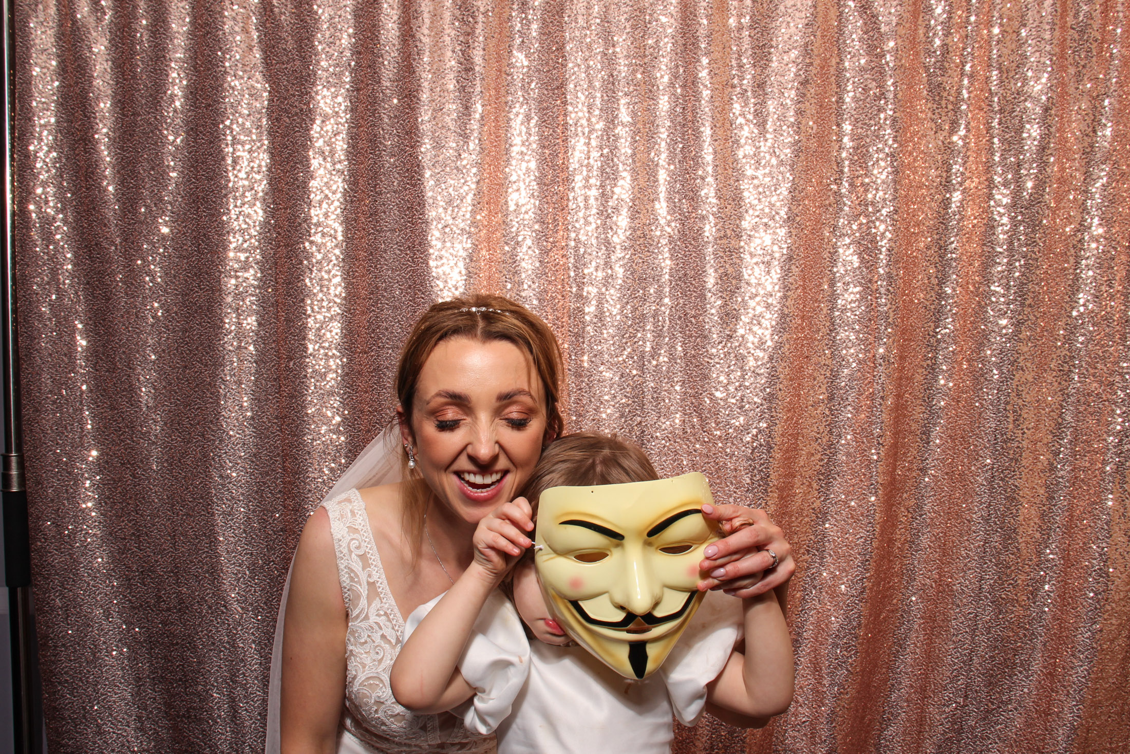 Leanne & Mark's Wedding | View more photos from the event at gallery.picturematic.co/u/Picturematic/Leanne-Marks-Wedding