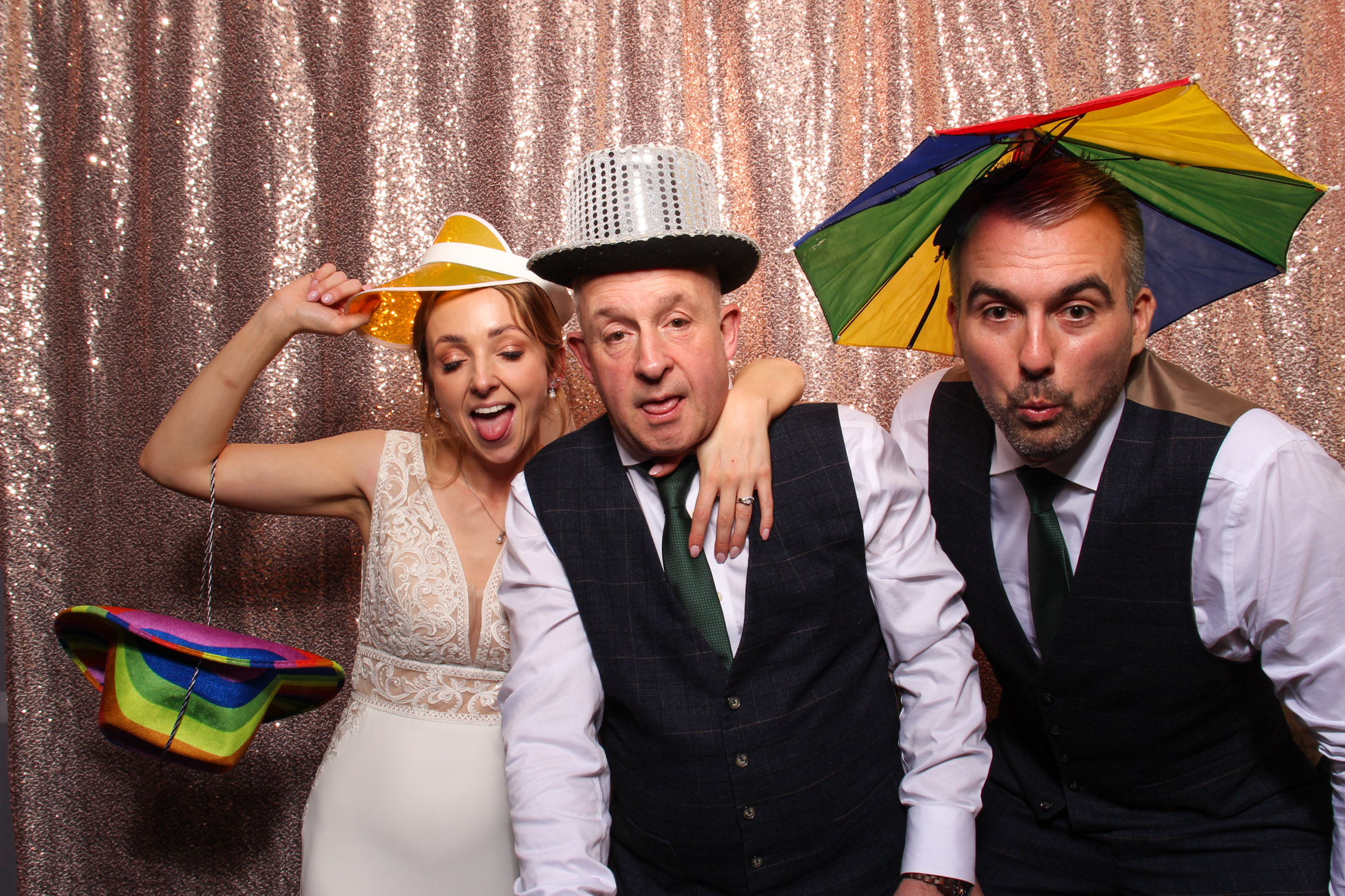 Leanne & Mark's Wedding | View more photos from the event at gallery.picturematic.co/u/Picturematic/Leanne-Marks-Wedding