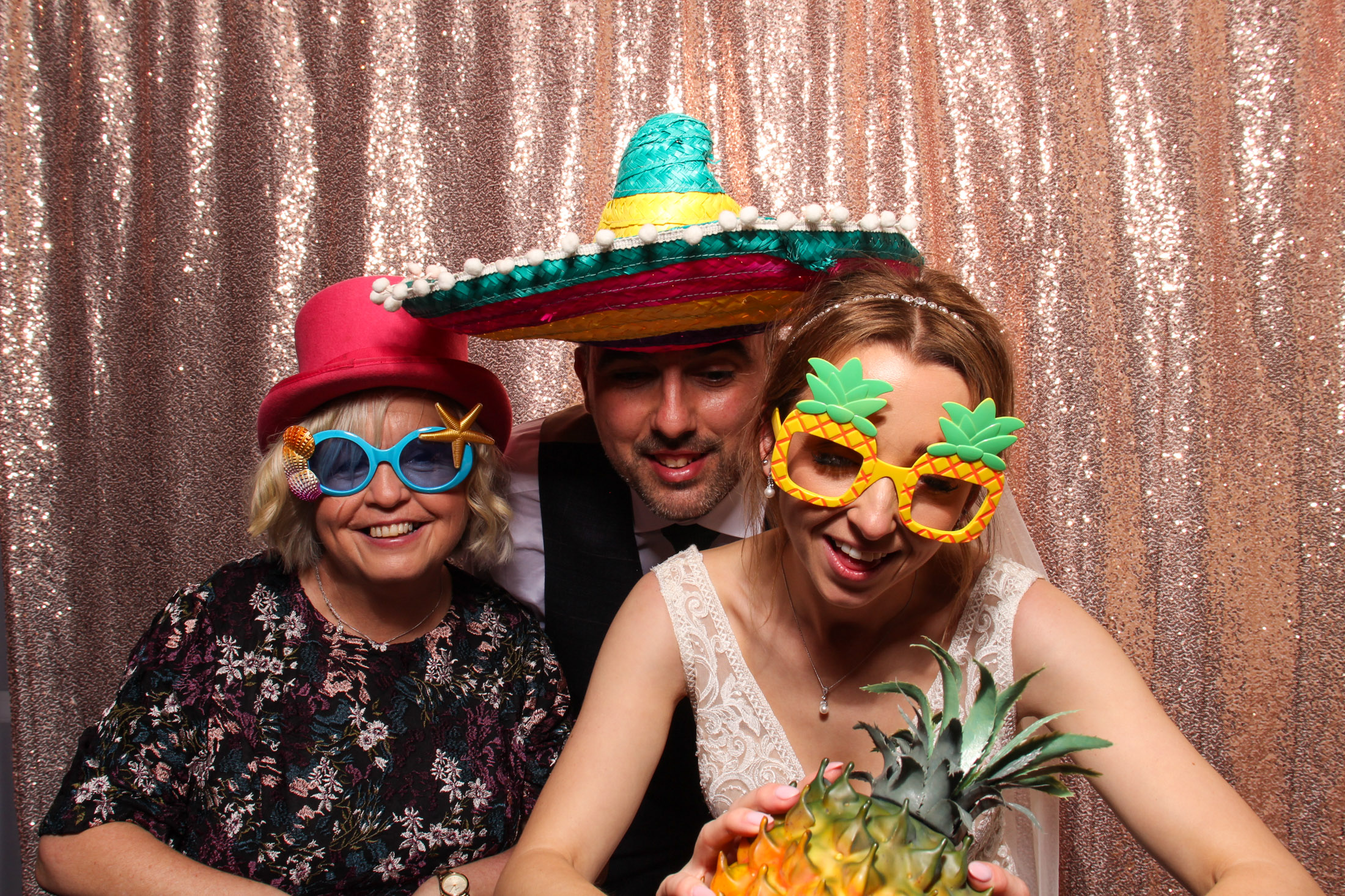 Leanne & Mark's Wedding | View more photos from the event at gallery.picturematic.co/u/Picturematic/Leanne-Marks-Wedding