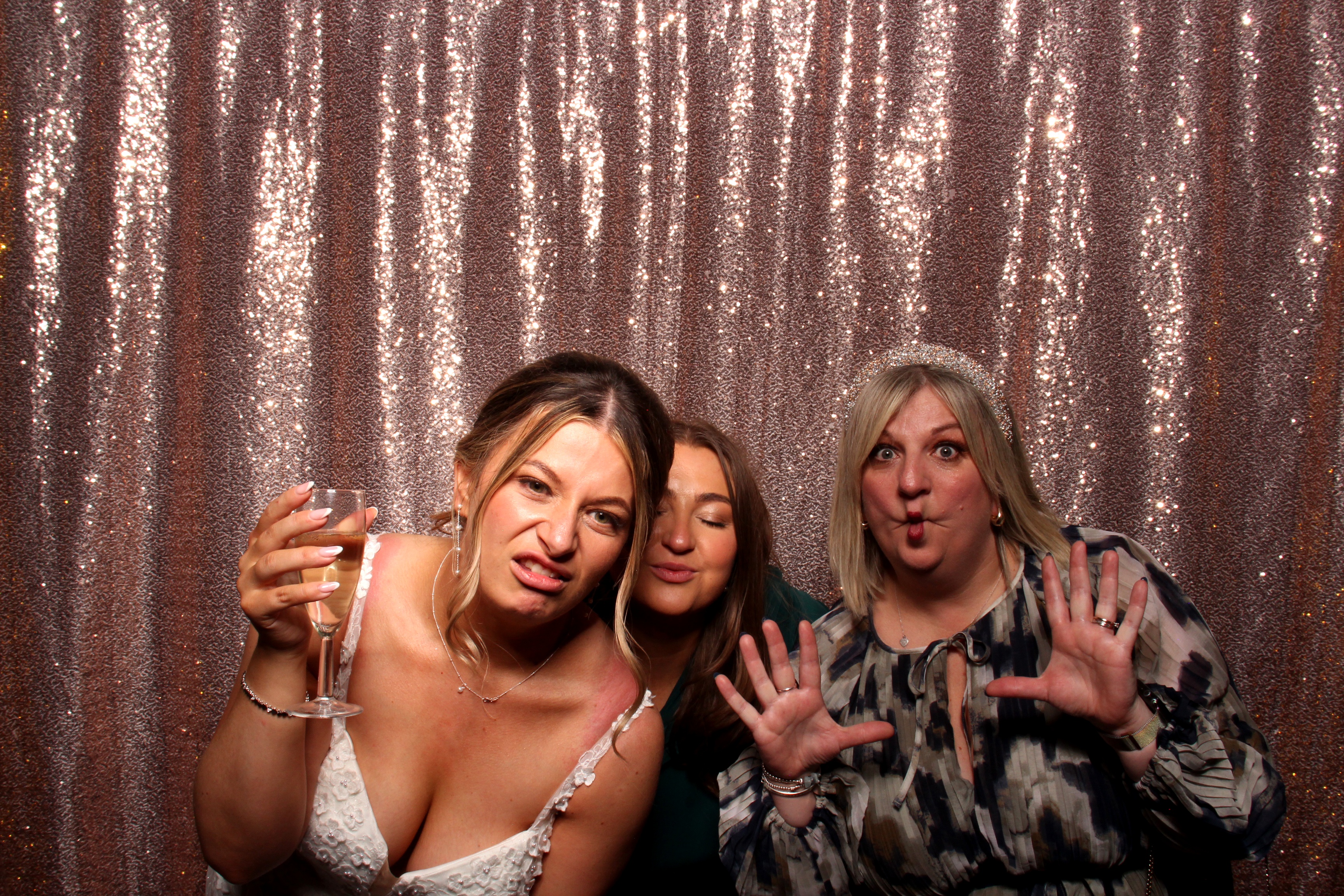 Mr & Mrs Robinson's Wedding | View more photos from the event at gallery.picturematic.co/u/Picturematic/Mr-Mrs-Robinsons-Wedding
