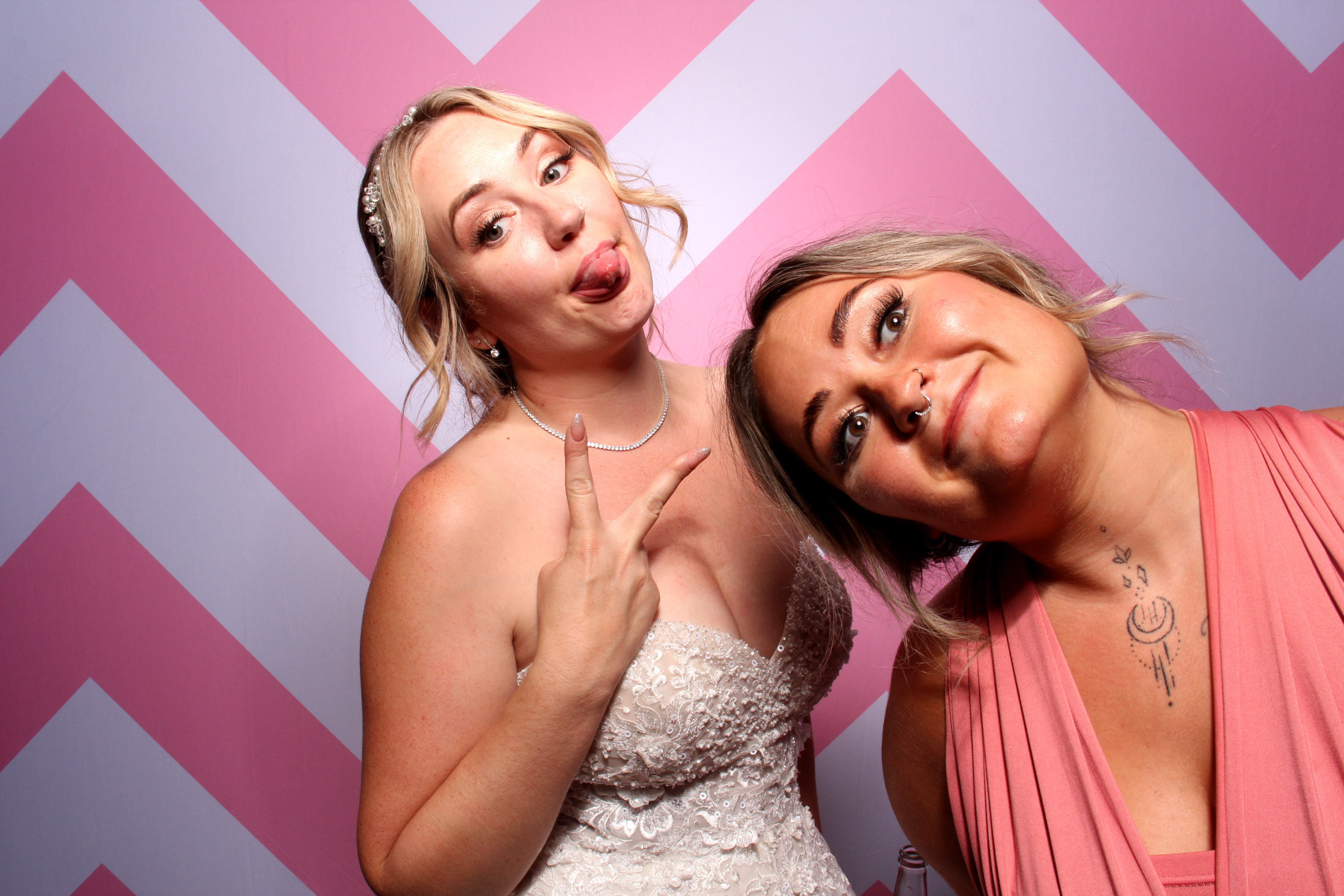Stacey's & Sam's Wedding | View more photos from the event at gallery.picturematic.co/u/Picturematic/Staceys-Sams-Wedding