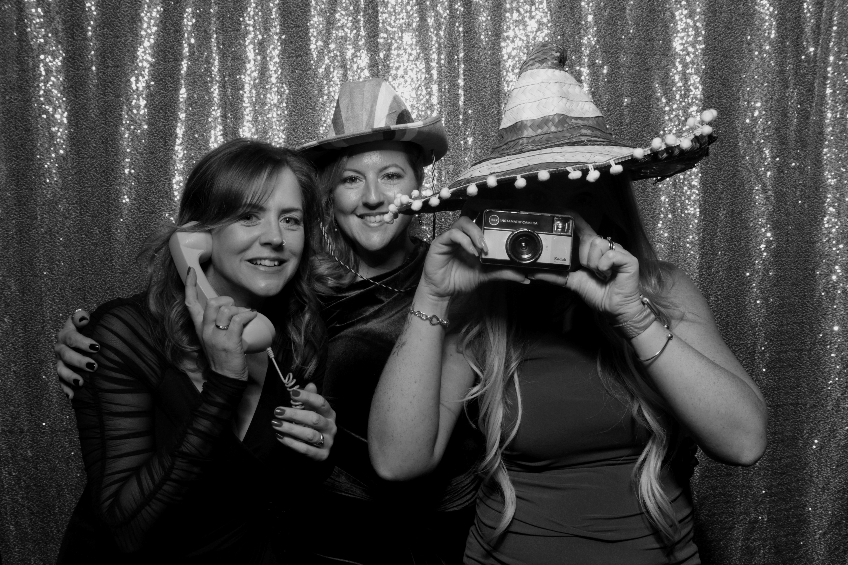 Almond Financial 10th Anniversary Ball | View more photos from the event at gallery.picturematic.co/u/Picturematic/Almond-Financial-10th-Anniversary-Ball
