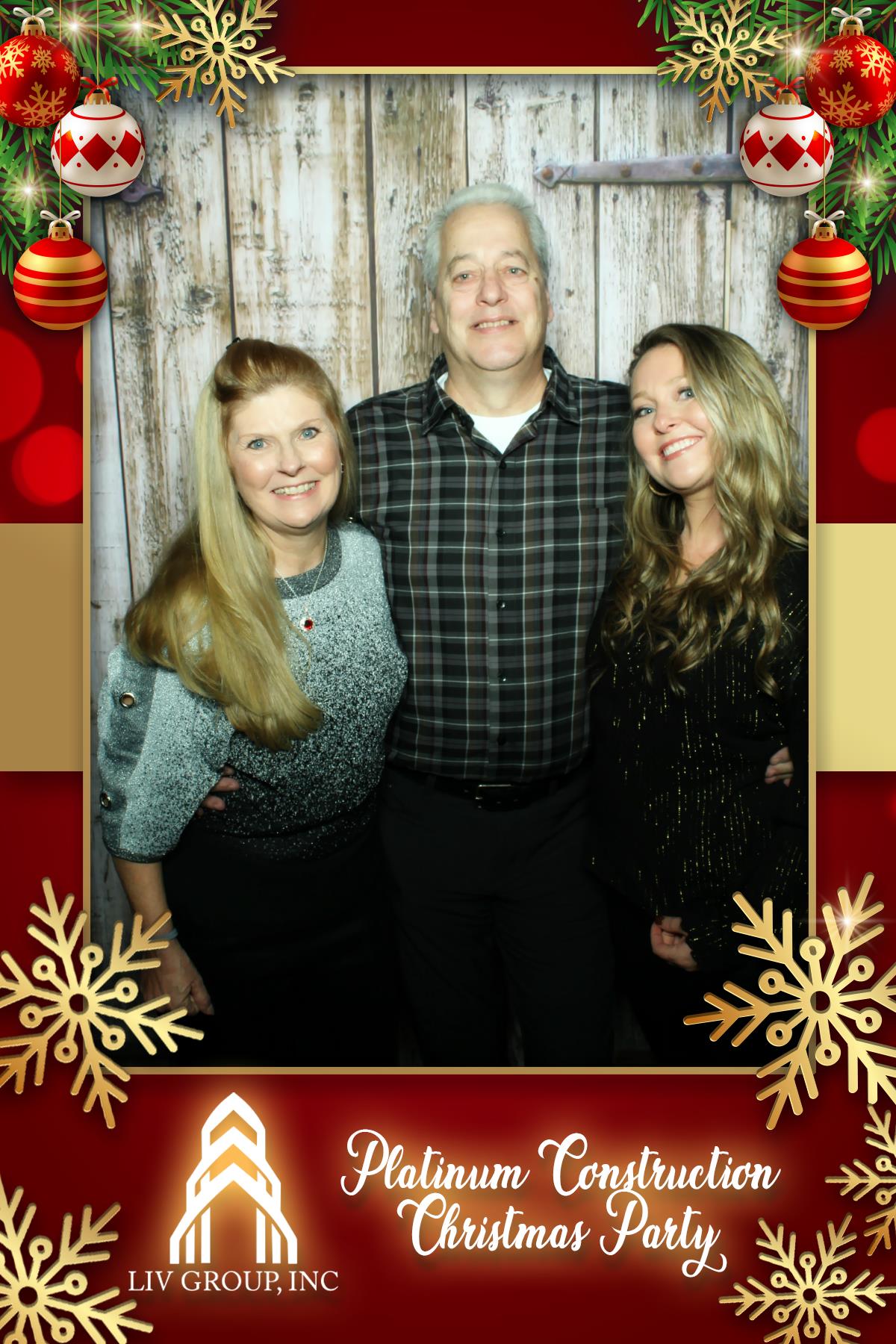 PLATINUM CONSTRUCTION CHRISTMAS PARTY | View more photos from the event at gallery.rckapturedmemories.com/u/RCKapturedMemories/PLATINUM-CONSTRUCTION-CHRISTMAS-PARTY