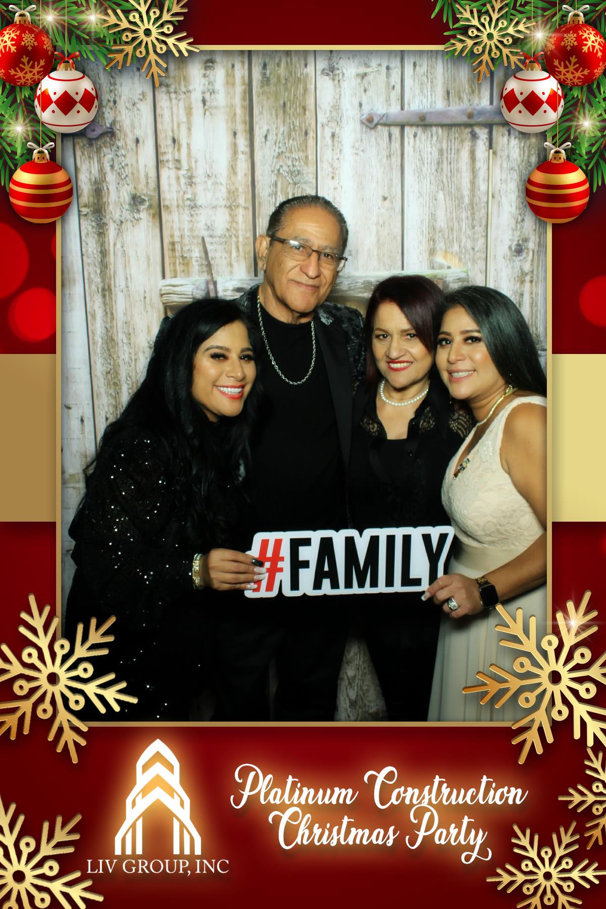PLATINUM CONSTRUCTION CHRISTMAS PARTY | View more photos from the event at gallery.rckapturedmemories.com/u/RCKapturedMemories/PLATINUM-CONSTRUCTION-CHRISTMAS-PARTY