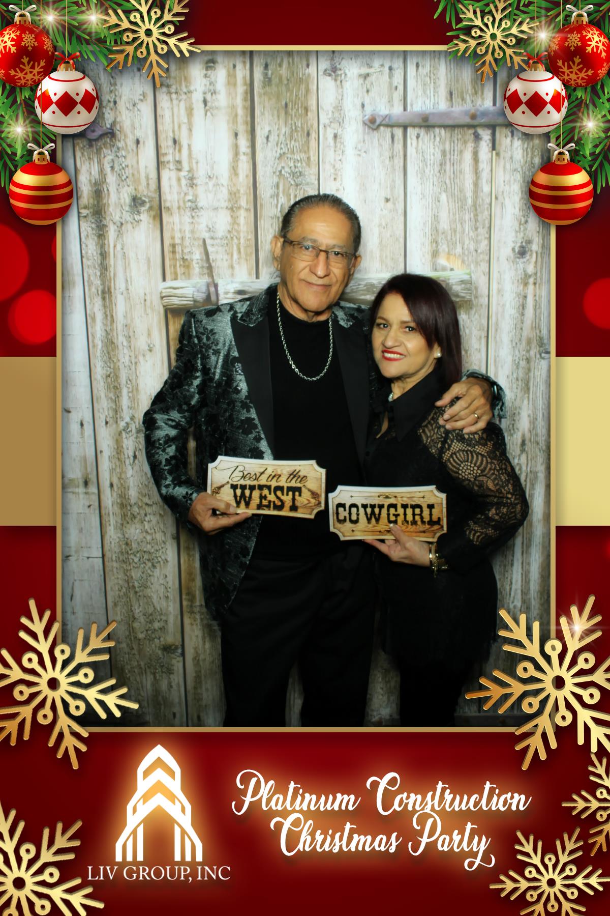 PLATINUM CONSTRUCTION CHRISTMAS PARTY | View more photos from the event at gallery.rckapturedmemories.com/u/RCKapturedMemories/PLATINUM-CONSTRUCTION-CHRISTMAS-PARTY