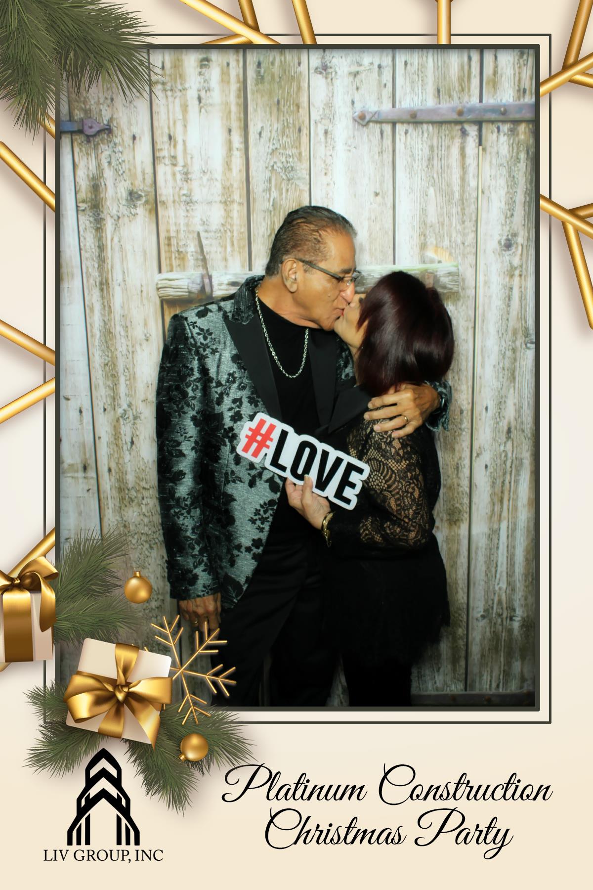 PLATINUM CONSTRUCTION CHRISTMAS PARTY | View more photos from the event at gallery.rckapturedmemories.com/u/RCKapturedMemories/PLATINUM-CONSTRUCTION-CHRISTMAS-PARTY