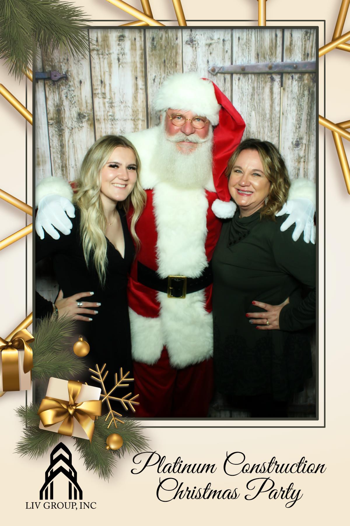PLATINUM CONSTRUCTION CHRISTMAS PARTY | View more photos from the event at gallery.rckapturedmemories.com/u/RCKapturedMemories/PLATINUM-CONSTRUCTION-CHRISTMAS-PARTY