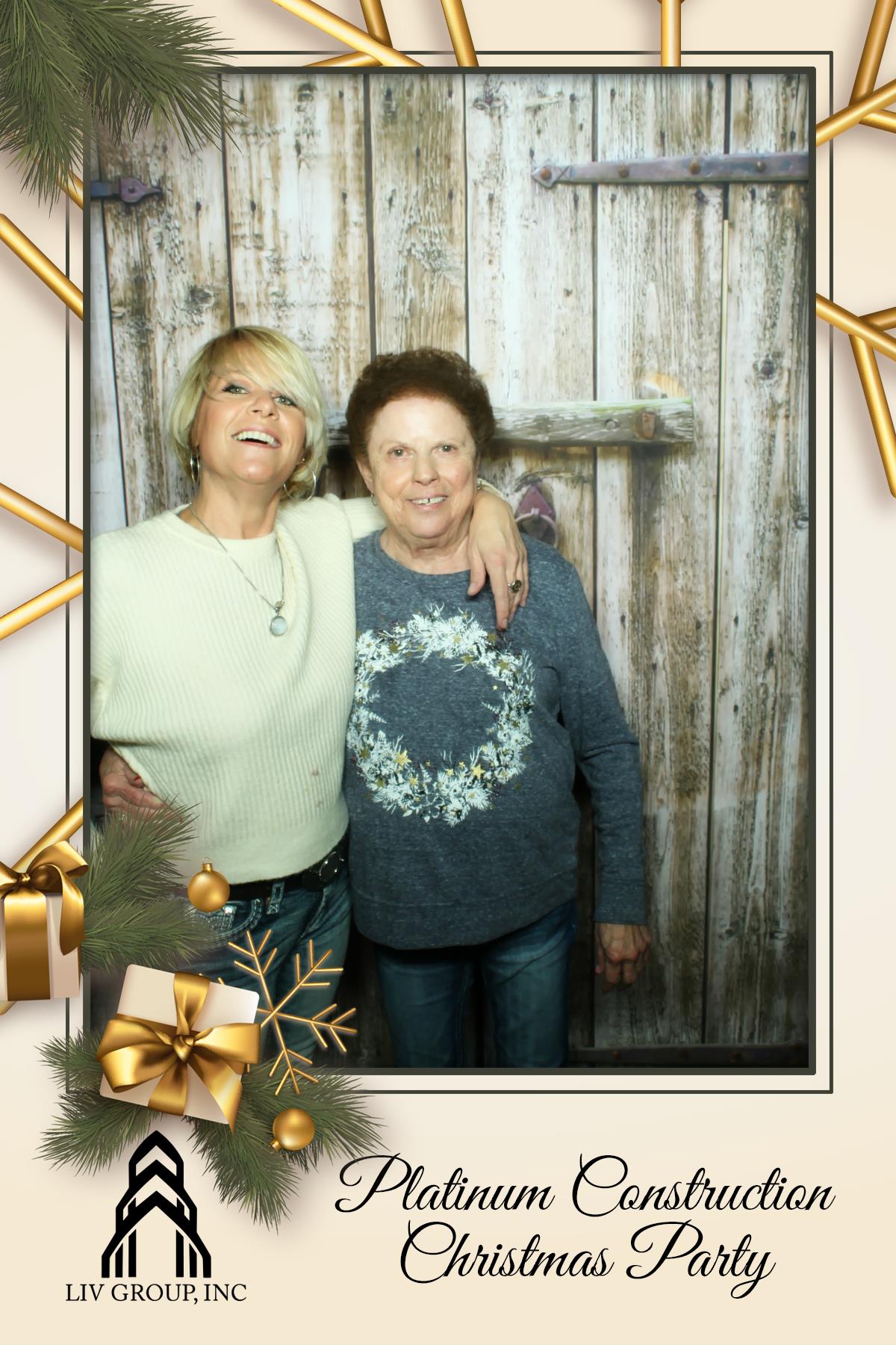 PLATINUM CONSTRUCTION CHRISTMAS PARTY | View more photos from the event at gallery.rckapturedmemories.com/u/RCKapturedMemories/PLATINUM-CONSTRUCTION-CHRISTMAS-PARTY
