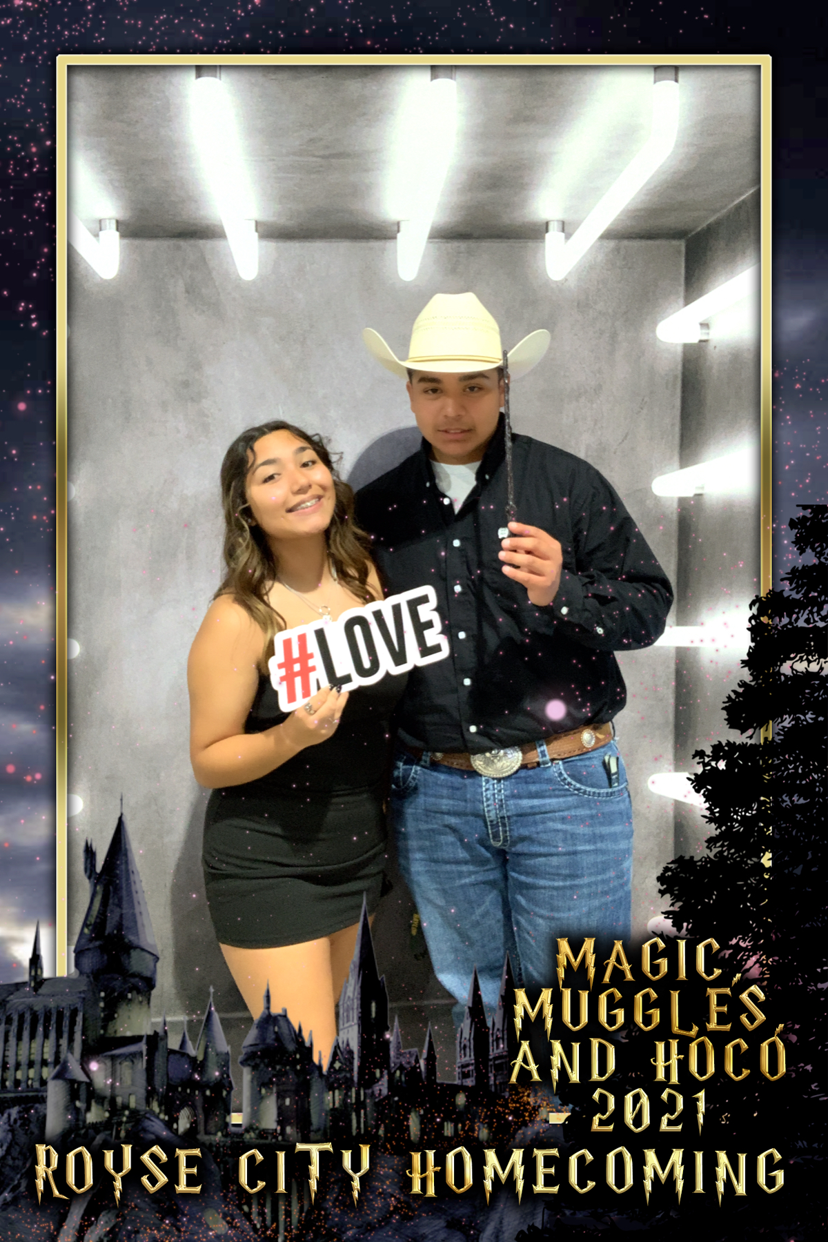 ROYSE CITY MAGIC, MUGGLES, & HOCO | View more photos from the event at gallery.rckapturedmemories.com/u/RCKapturedMemories/ROYSE-CITY-MAGIC-MUGGLES-HOCO