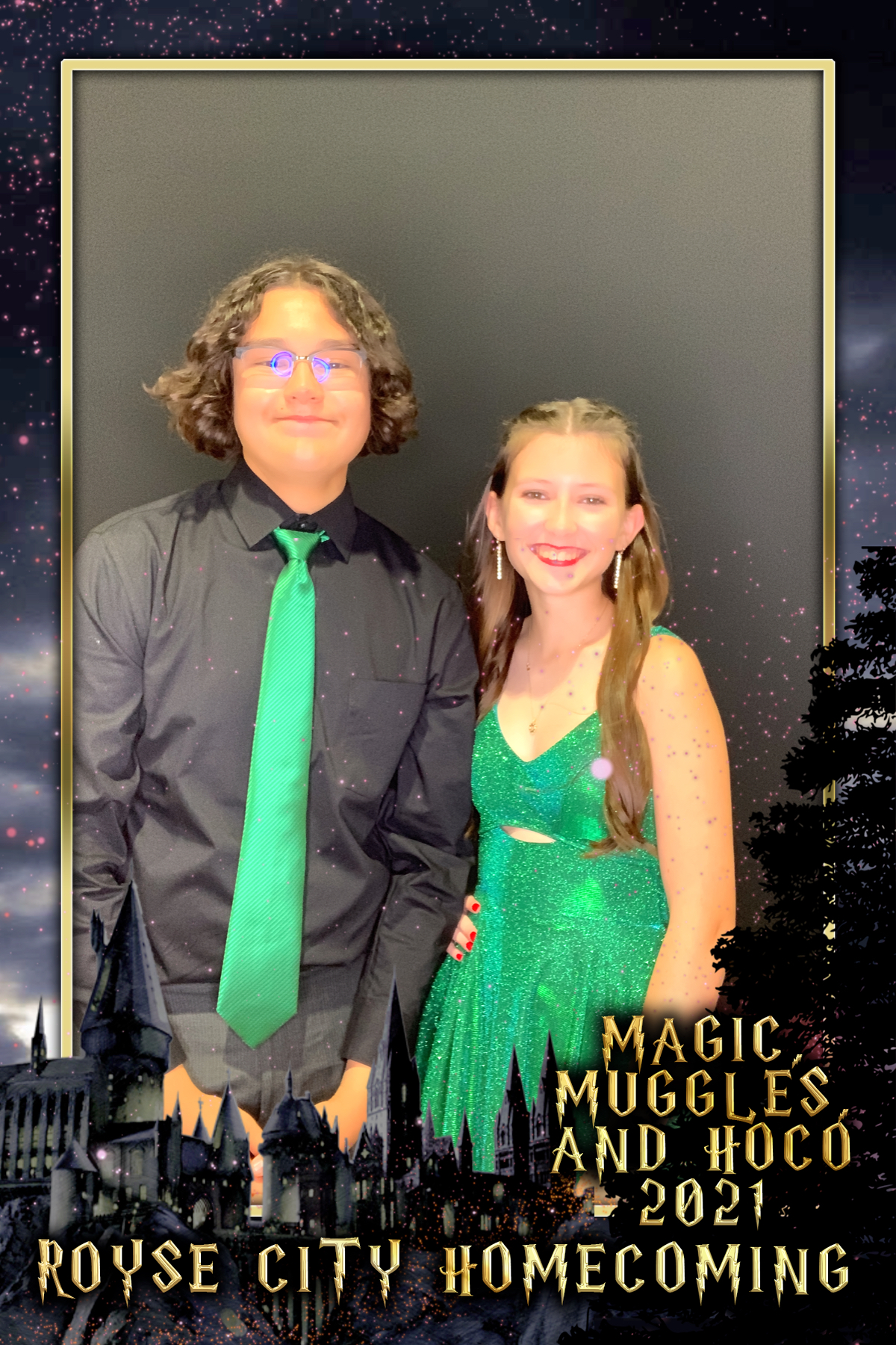 ROYSE CITY MAGIC, MUGGLES, & HOCO | View more photos from the event at gallery.rckapturedmemories.com/u/RCKapturedMemories/ROYSE-CITY-MAGIC-MUGGLES-HOCO
