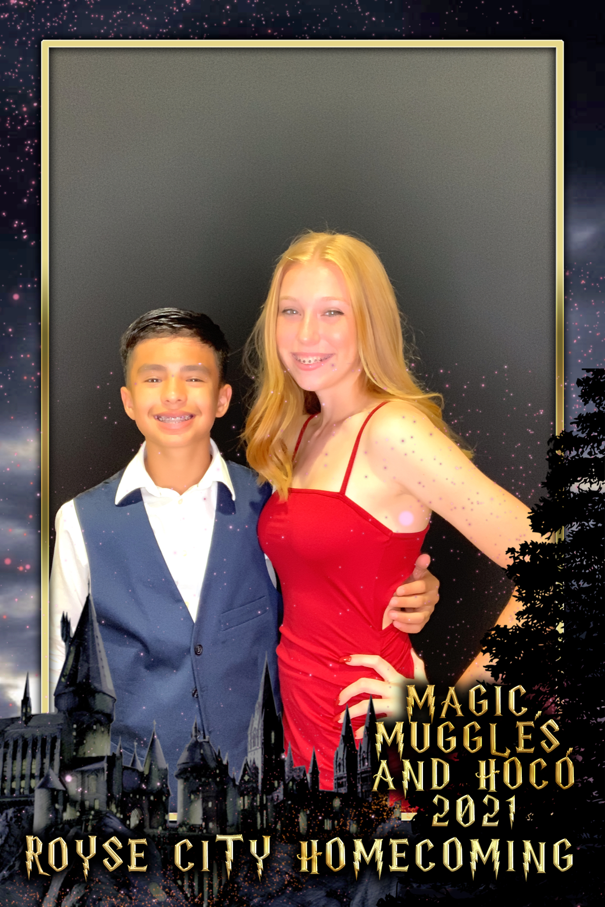 ROYSE CITY MAGIC, MUGGLES, & HOCO | View more photos from the event at gallery.rckapturedmemories.com/u/RCKapturedMemories/ROYSE-CITY-MAGIC-MUGGLES-HOCO