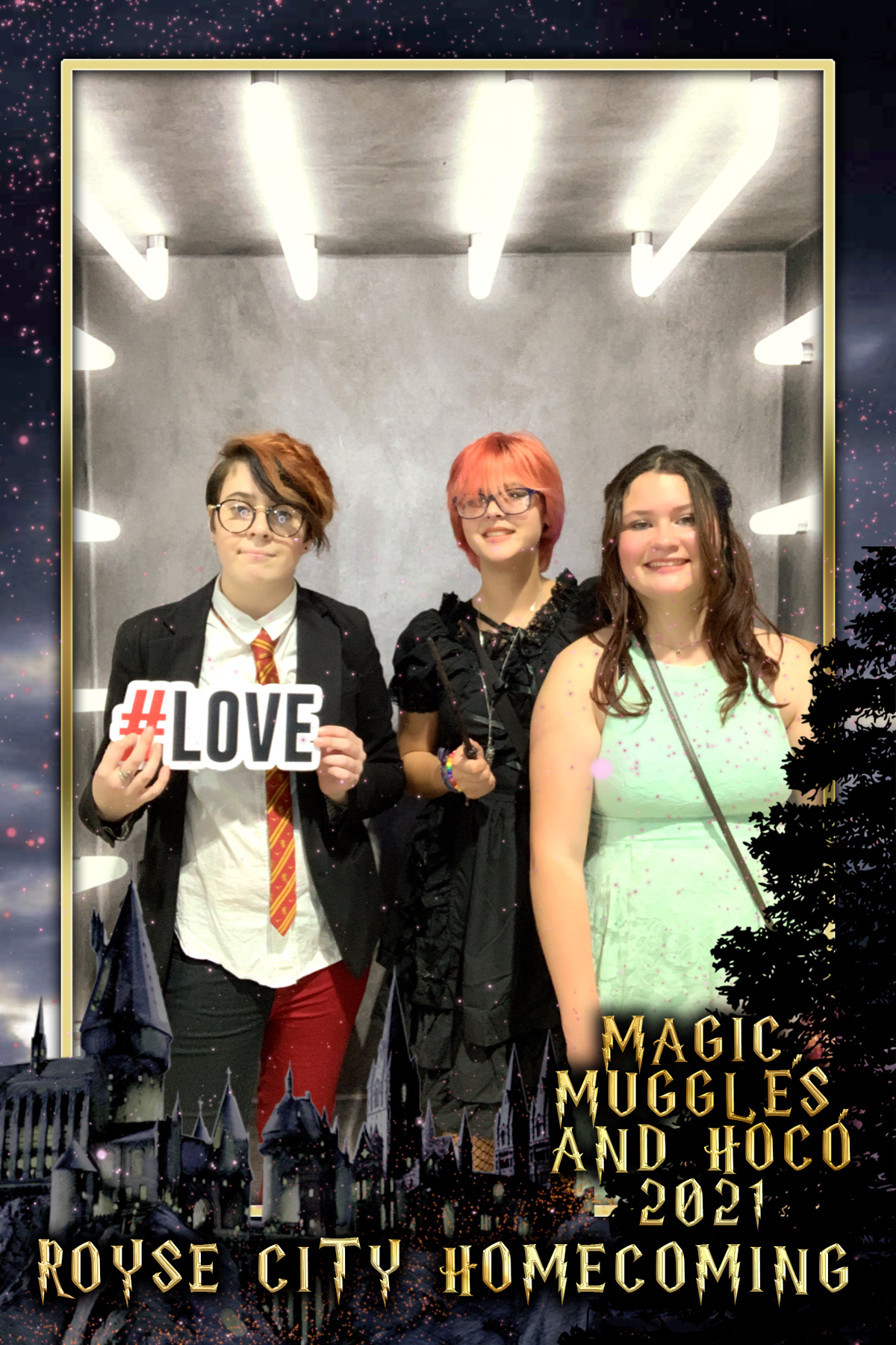 ROYSE CITY MAGIC, MUGGLES, & HOCO | View more photos from the event at gallery.rckapturedmemories.com/u/RCKapturedMemories/ROYSE-CITY-MAGIC-MUGGLES-HOCO