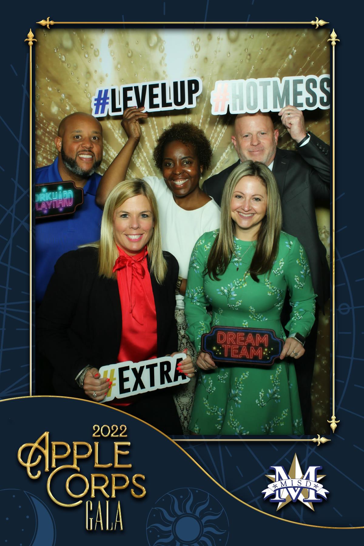 MESQUITE ISD APPLE CORPS GALA | View more photos from the event at gallery.rckapturedmemories.com/u/RCKapturedMemories/MESQUITE-ISD-APPLE-CORPS-GALA