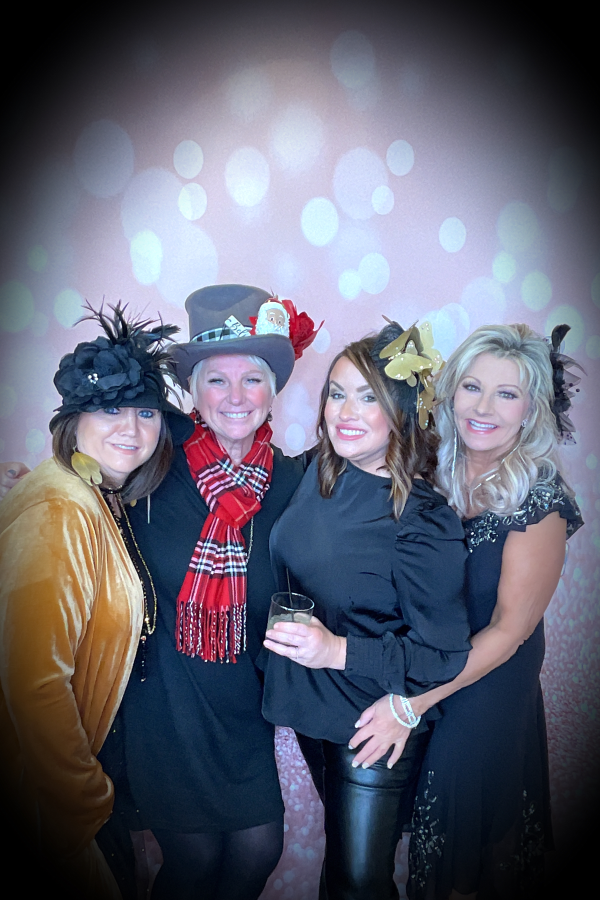 RWL BIG HAT AFFAIR | View more photos from the event at gallery.rckapturedmemories.com/u/RCKapturedMemories/RWL-BIG-HAT-AFFAIR