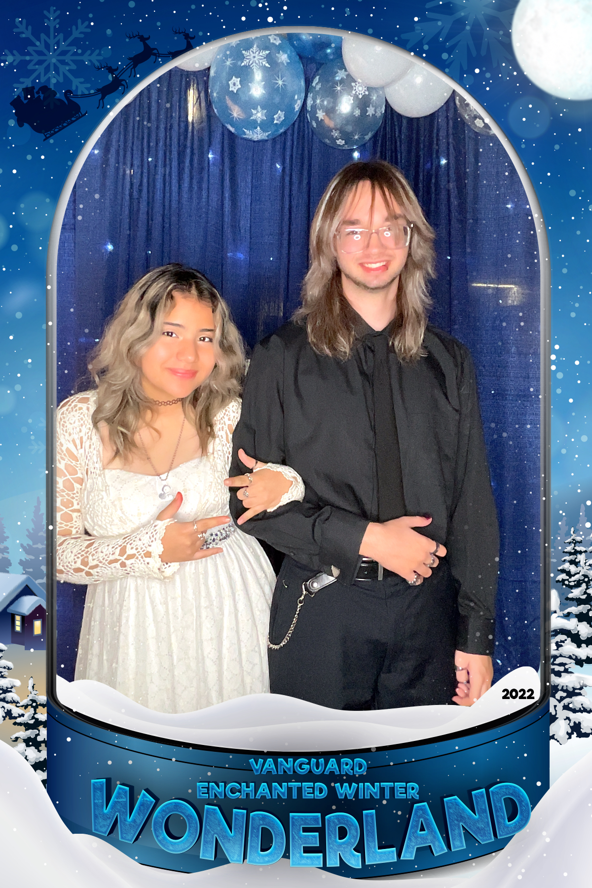 VANGUARD ENCHANTED WINTER WONDERLAND FORMAL DANCE | View more photos from the event at gallery.rckapturedmemories.com/u/RCKapturedMemories/VANGUARD-ENCHANTED-WINTER-WONDERLAND-FORMAL-DANCE