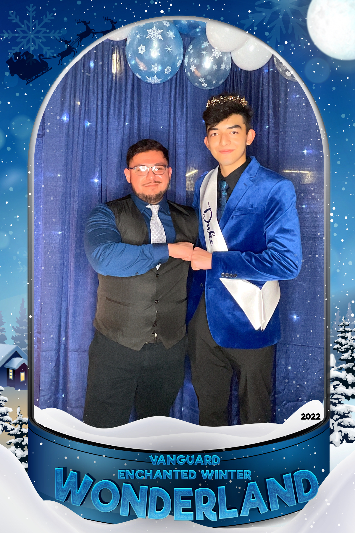 VANGUARD ENCHANTED WINTER WONDERLAND FORMAL DANCE | View more photos from the event at gallery.rckapturedmemories.com/u/RCKapturedMemories/VANGUARD-ENCHANTED-WINTER-WONDERLAND-FORMAL-DANCE