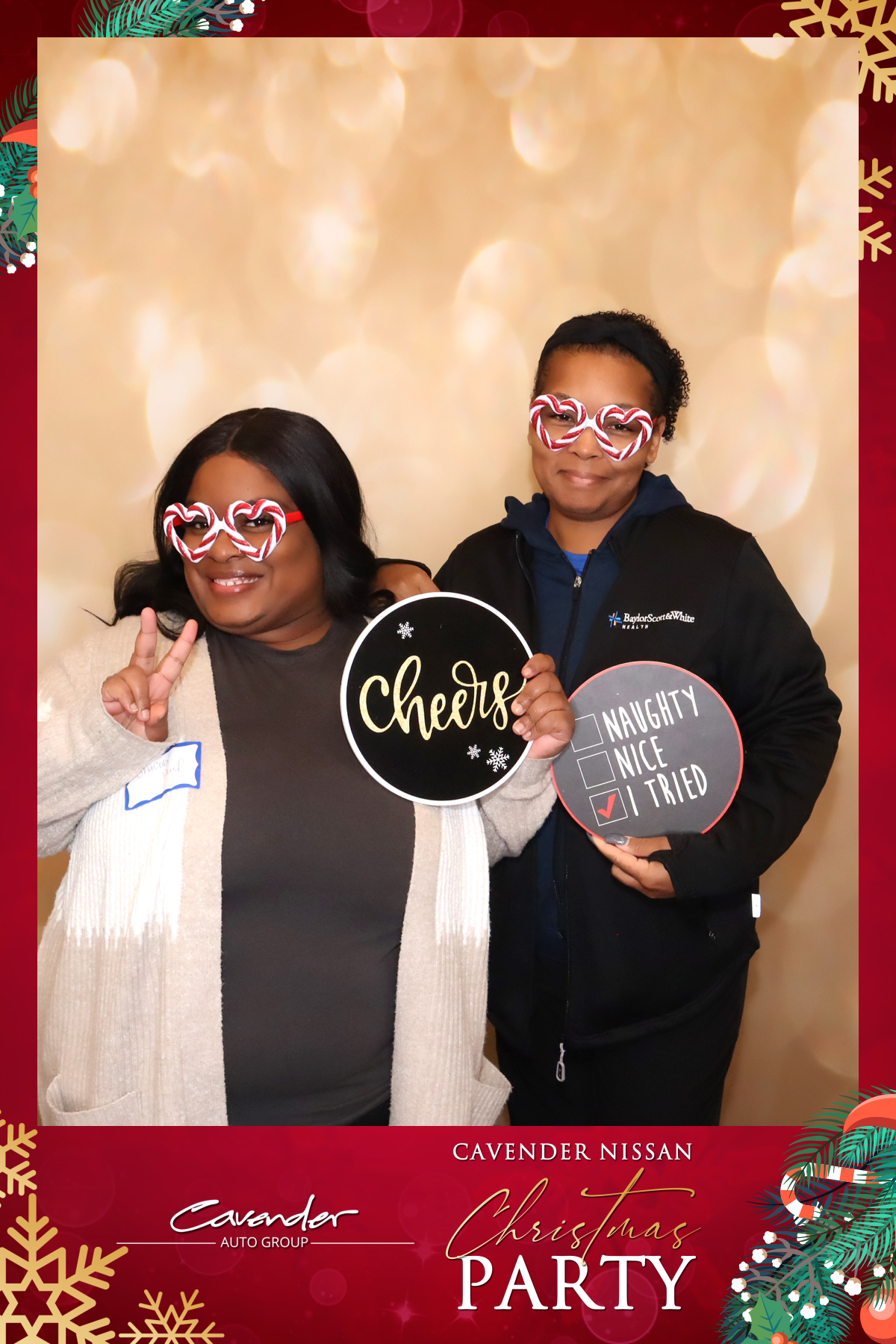 CAVENDER NISSAN CHRISTMAS PARTY | View more photos from the event at gallery.rckapturedmemories.com/u/RCKapturedMemories/CAVENDER-NISSAN-CHRISTMAS-PARTY