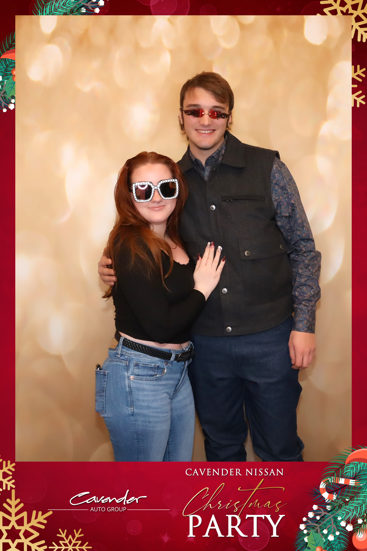 CAVENDER NISSAN CHRISTMAS PARTY | View more photos from the event at gallery.rckapturedmemories.com/u/RCKapturedMemories/CAVENDER-NISSAN-CHRISTMAS-PARTY