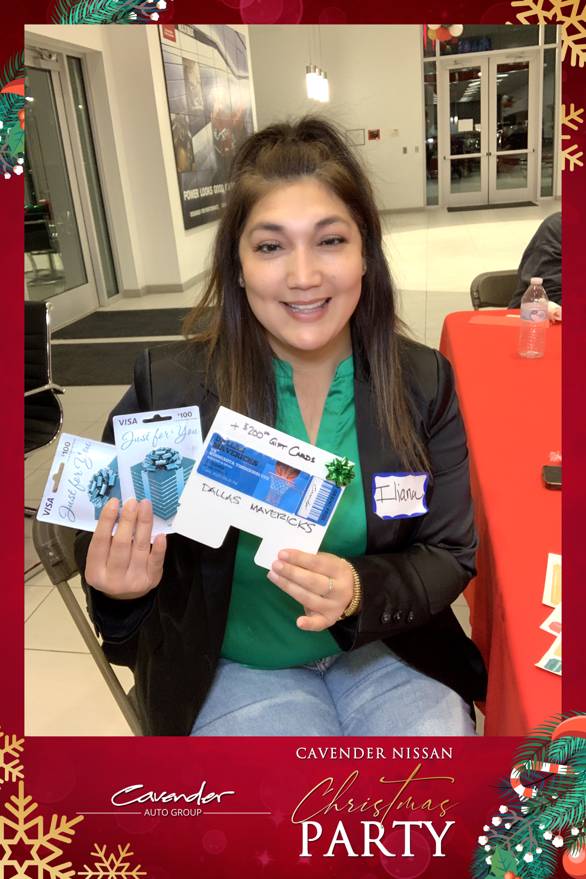 CAVENDER NISSAN CHRISTMAS PARTY | View more photos from the event at gallery.rckapturedmemories.com/u/RCKapturedMemories/CAVENDER-NISSAN-CHRISTMAS-PARTY
