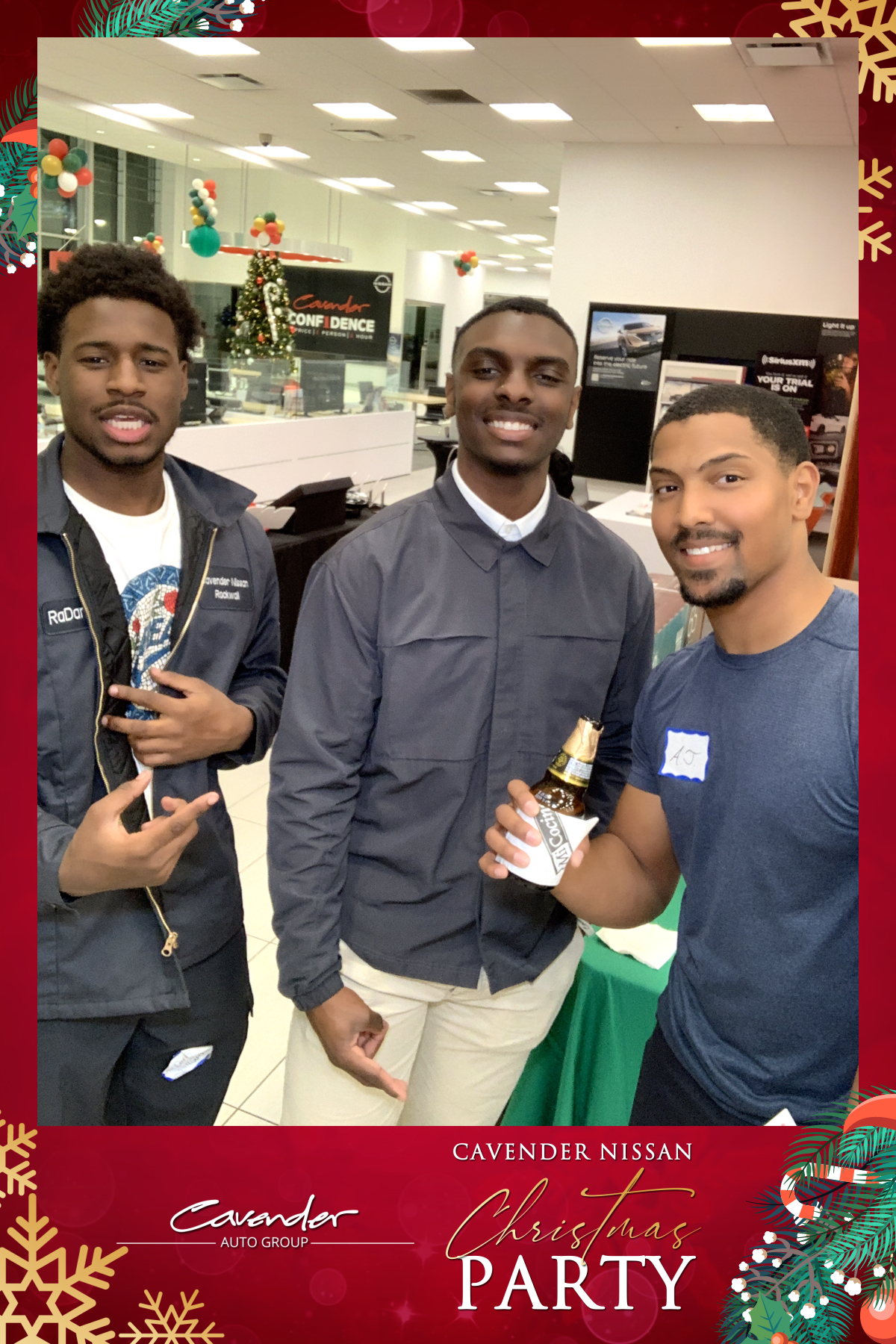 CAVENDER NISSAN CHRISTMAS PARTY | View more photos from the event at gallery.rckapturedmemories.com/u/RCKapturedMemories/CAVENDER-NISSAN-CHRISTMAS-PARTY