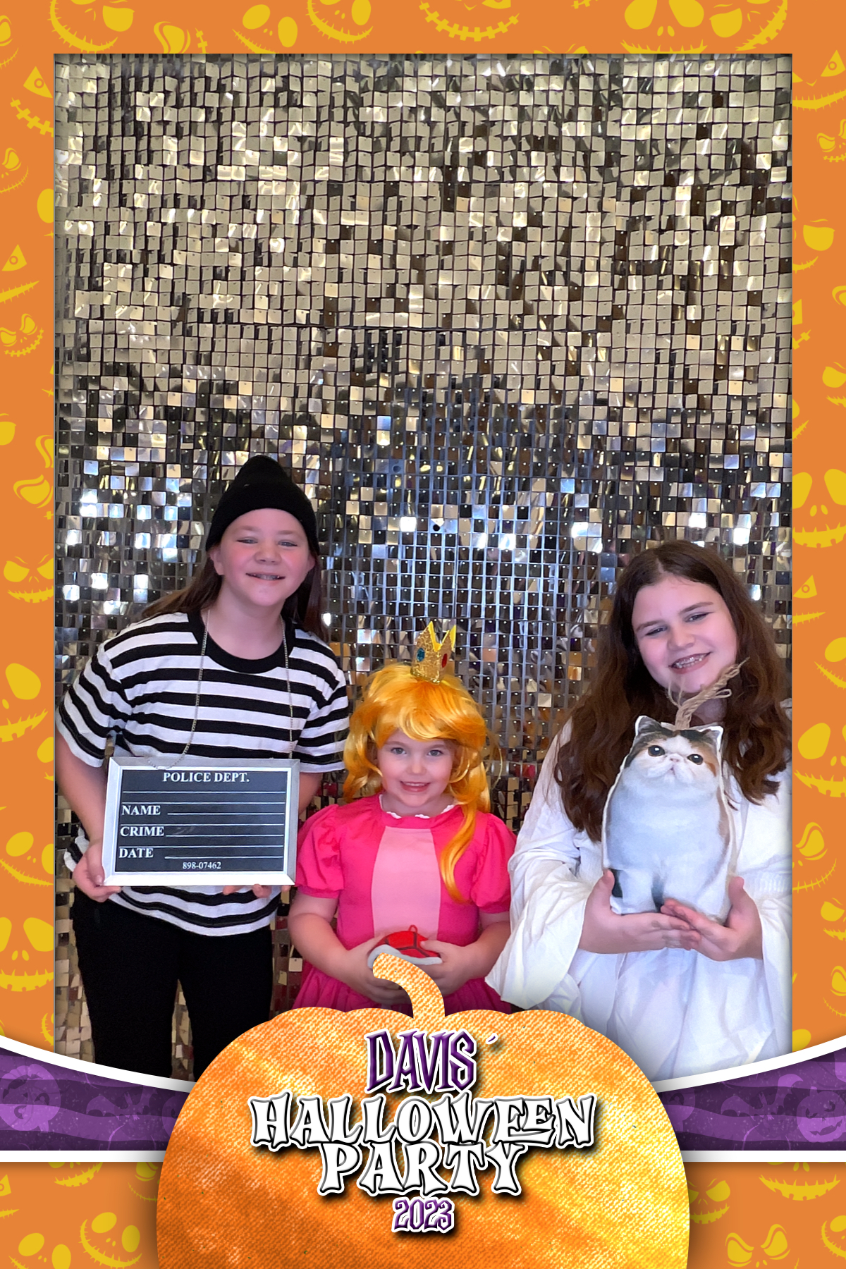 DAVIS' HALLOWEEN PARTY 2023 | View more photos from the event at gallery.rckapturedmemories.com/u/RCKapturedMemories/DAVIS-HALLOWEEN-PARTY-2023