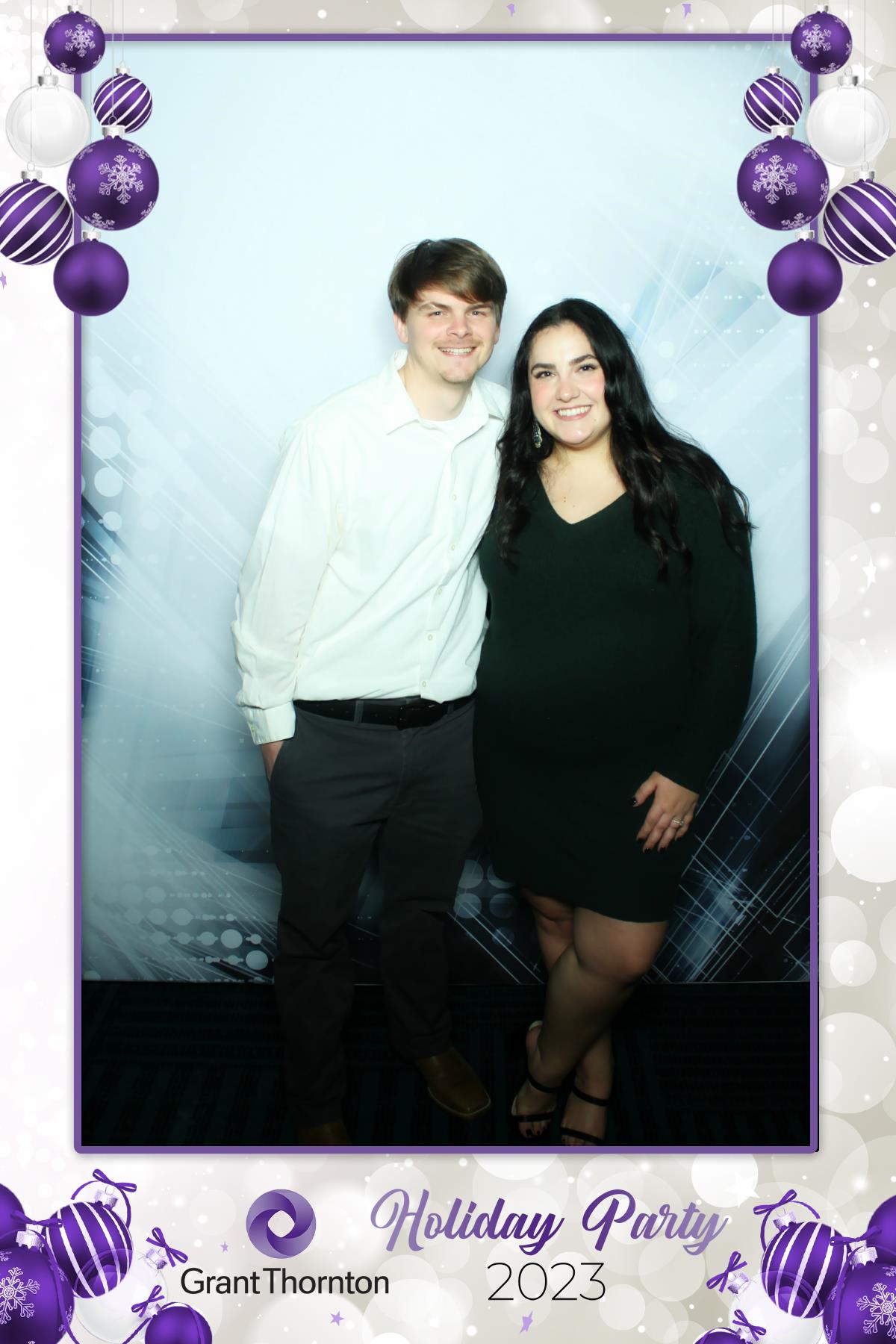 GRANT THORNTON HOLIDAY PARTY | View more photos from the event at gallery.rckapturedmemories.com/u/RCKapturedMemories/GRANT-THORNTON-HOLIDAY-PARTY