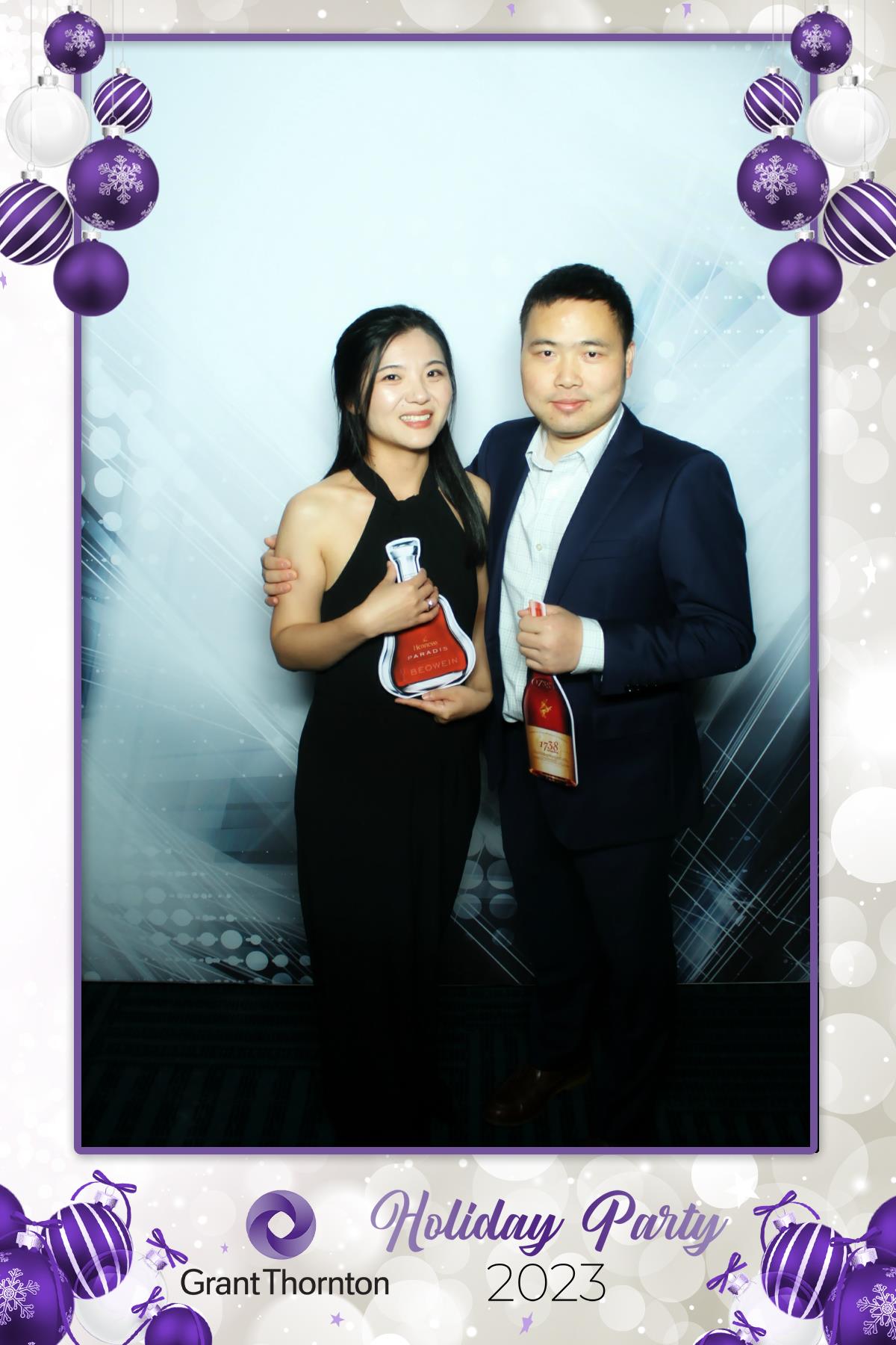 GRANT THORNTON HOLIDAY PARTY | View more photos from the event at gallery.rckapturedmemories.com/u/RCKapturedMemories/GRANT-THORNTON-HOLIDAY-PARTY