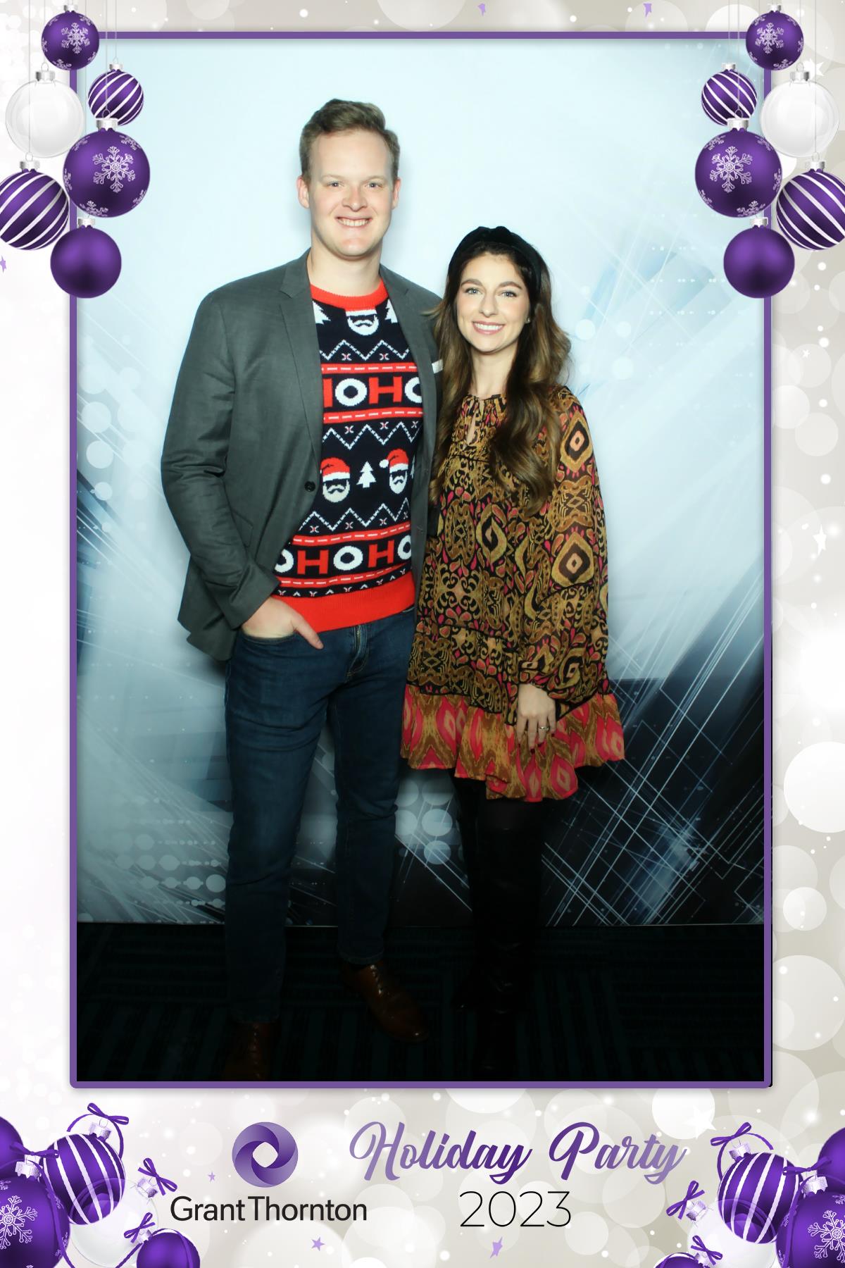 GRANT THORNTON HOLIDAY PARTY | View more photos from the event at gallery.rckapturedmemories.com/u/RCKapturedMemories/GRANT-THORNTON-HOLIDAY-PARTY