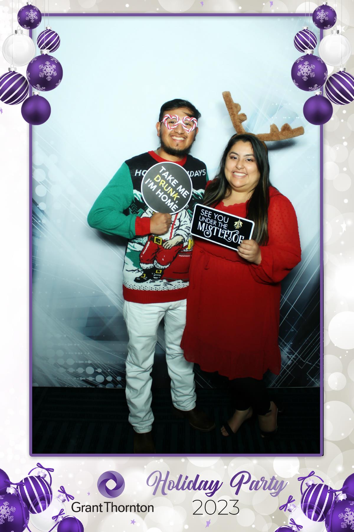 GRANT THORNTON HOLIDAY PARTY | View more photos from the event at gallery.rckapturedmemories.com/u/RCKapturedMemories/GRANT-THORNTON-HOLIDAY-PARTY