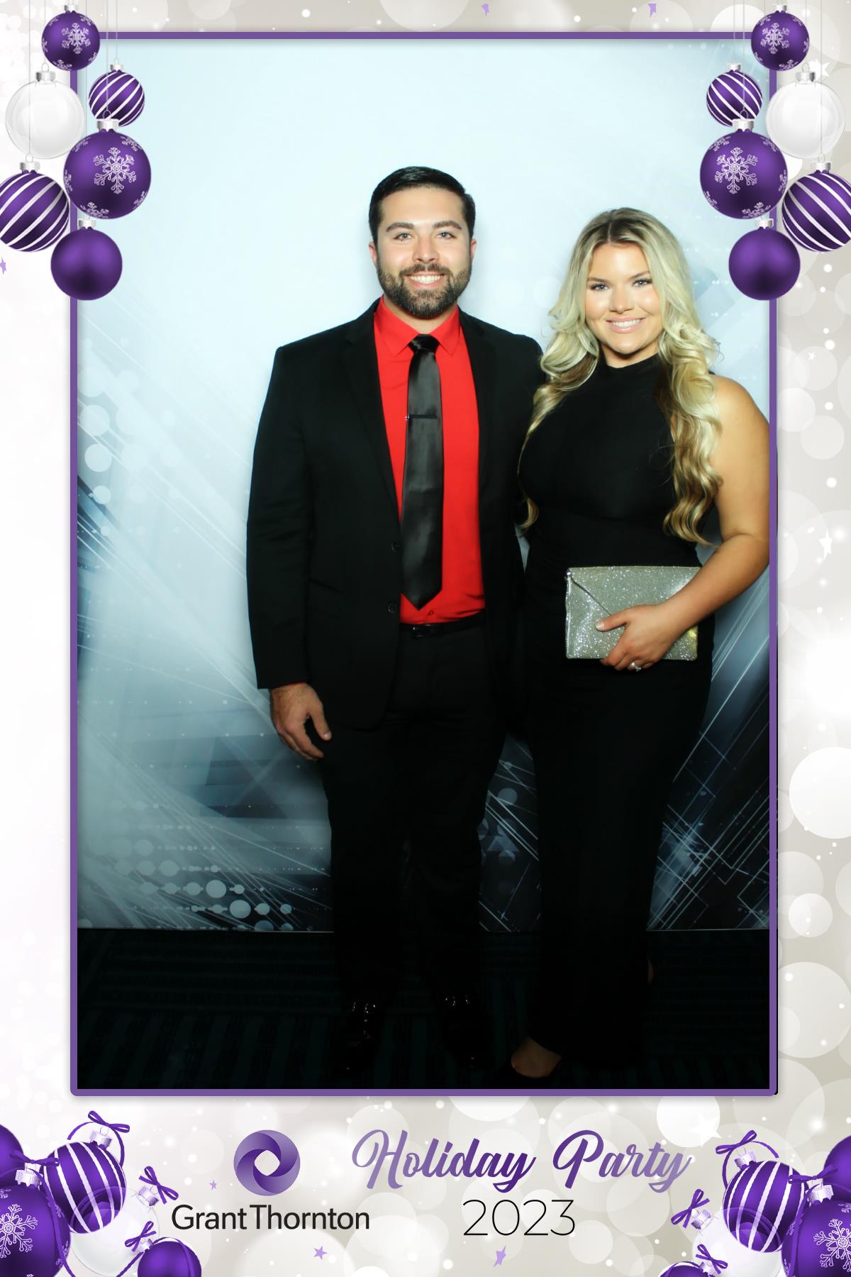 GRANT THORNTON HOLIDAY PARTY | View more photos from the event at gallery.rckapturedmemories.com/u/RCKapturedMemories/GRANT-THORNTON-HOLIDAY-PARTY