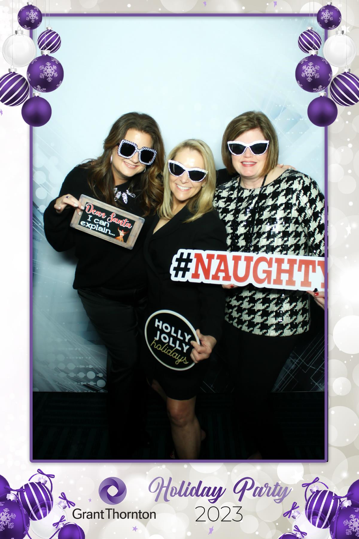 GRANT THORNTON HOLIDAY PARTY | View more photos from the event at gallery.rckapturedmemories.com/u/RCKapturedMemories/GRANT-THORNTON-HOLIDAY-PARTY