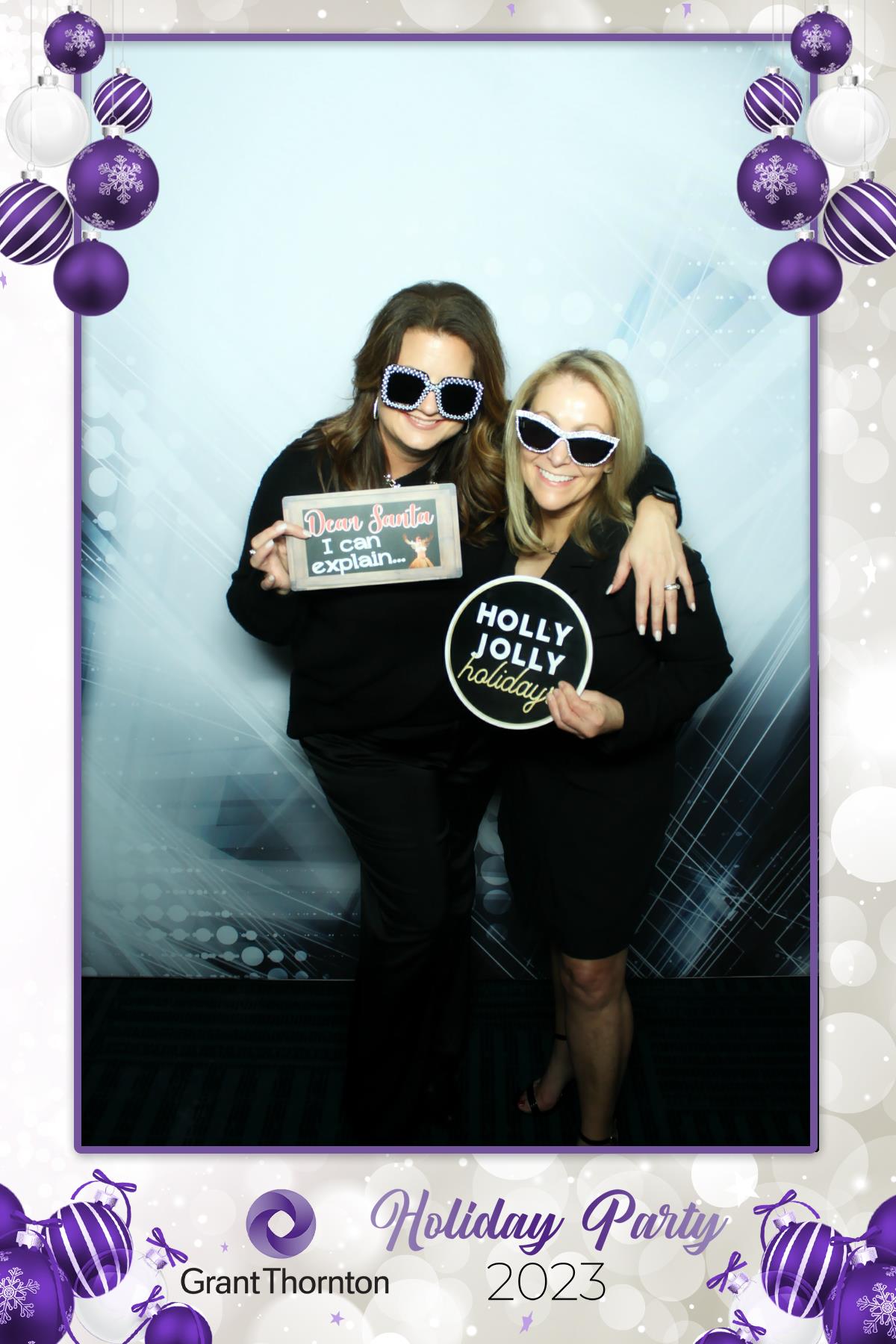 GRANT THORNTON HOLIDAY PARTY | View more photos from the event at gallery.rckapturedmemories.com/u/RCKapturedMemories/GRANT-THORNTON-HOLIDAY-PARTY