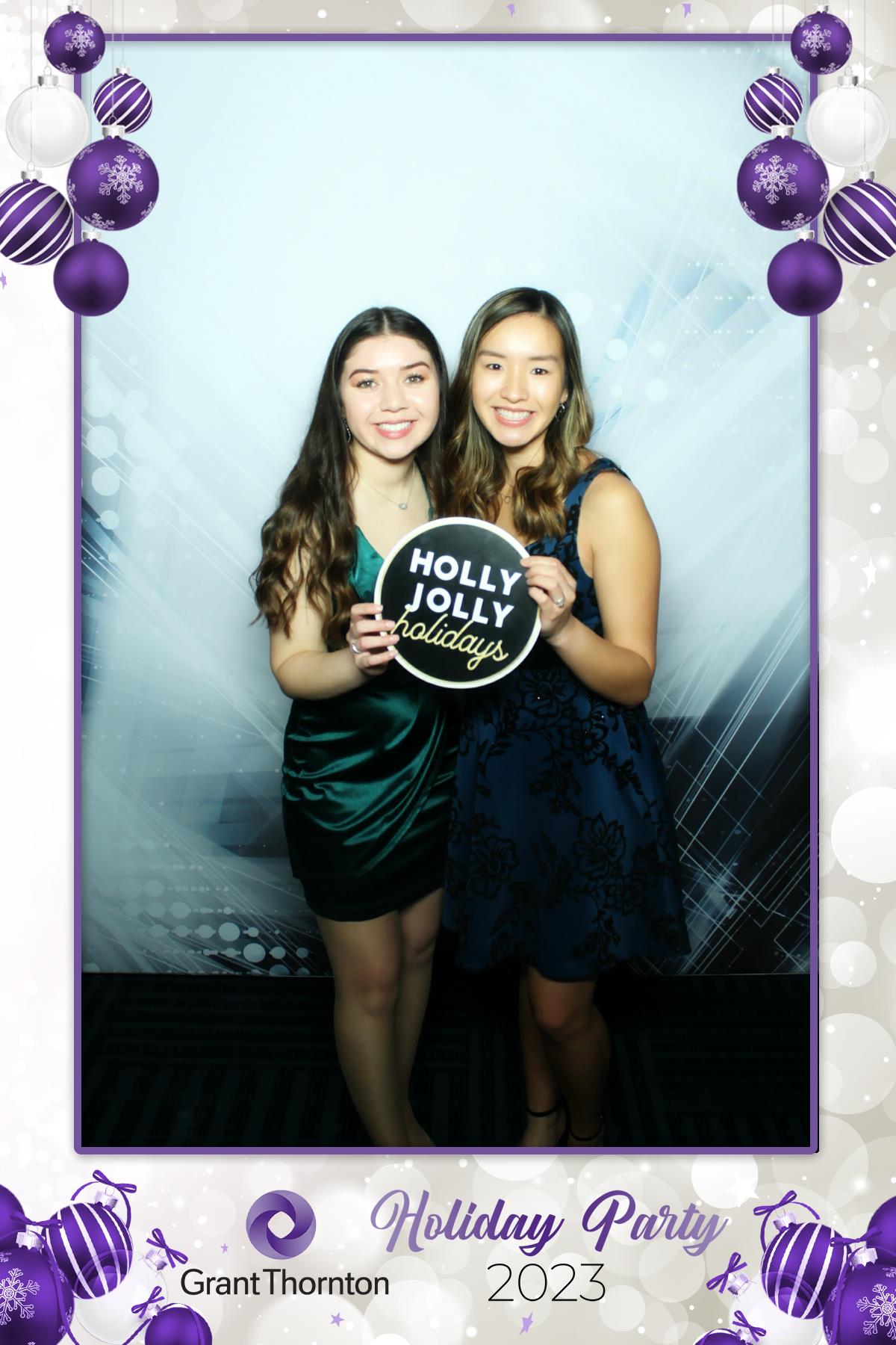GRANT THORNTON HOLIDAY PARTY | View more photos from the event at gallery.rckapturedmemories.com/u/RCKapturedMemories/GRANT-THORNTON-HOLIDAY-PARTY