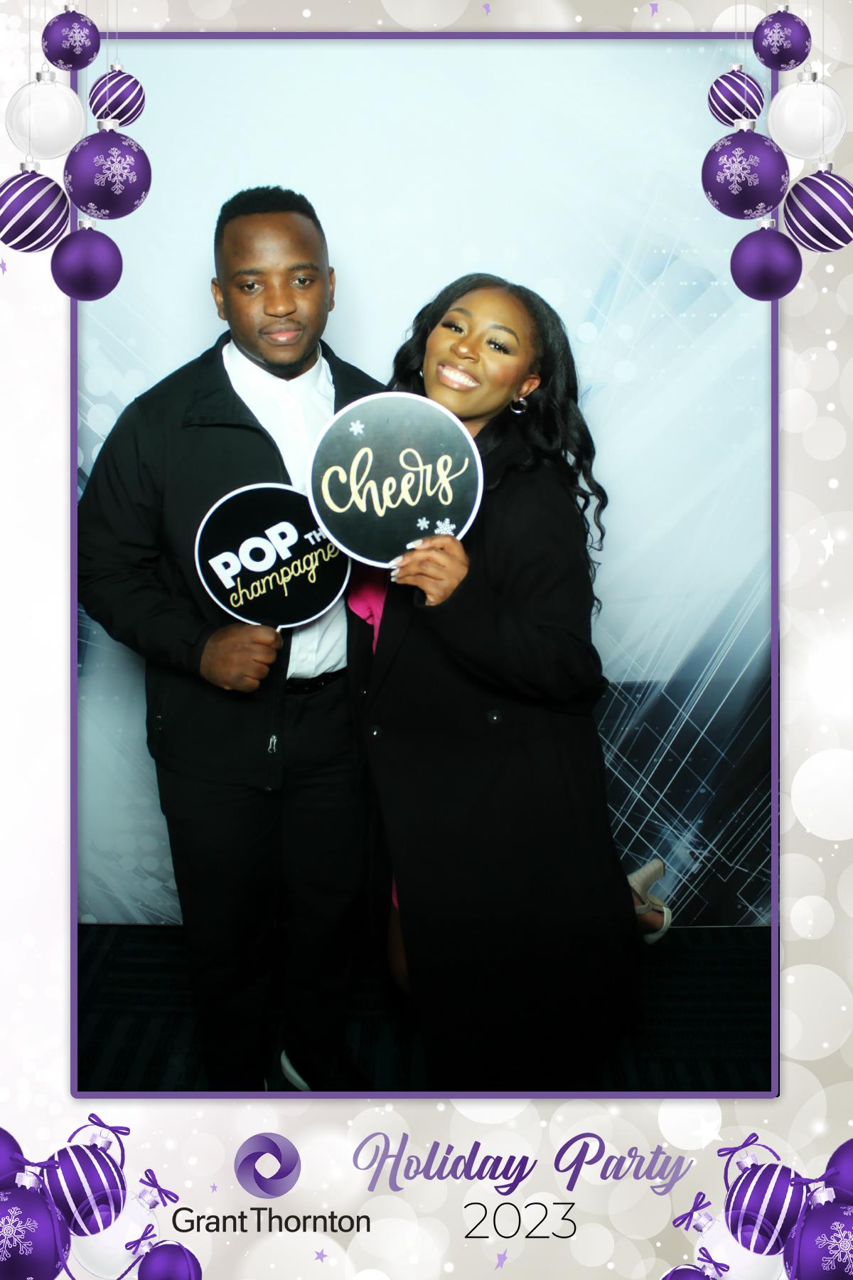 GRANT THORNTON HOLIDAY PARTY | View more photos from the event at gallery.rckapturedmemories.com/u/RCKapturedMemories/GRANT-THORNTON-HOLIDAY-PARTY