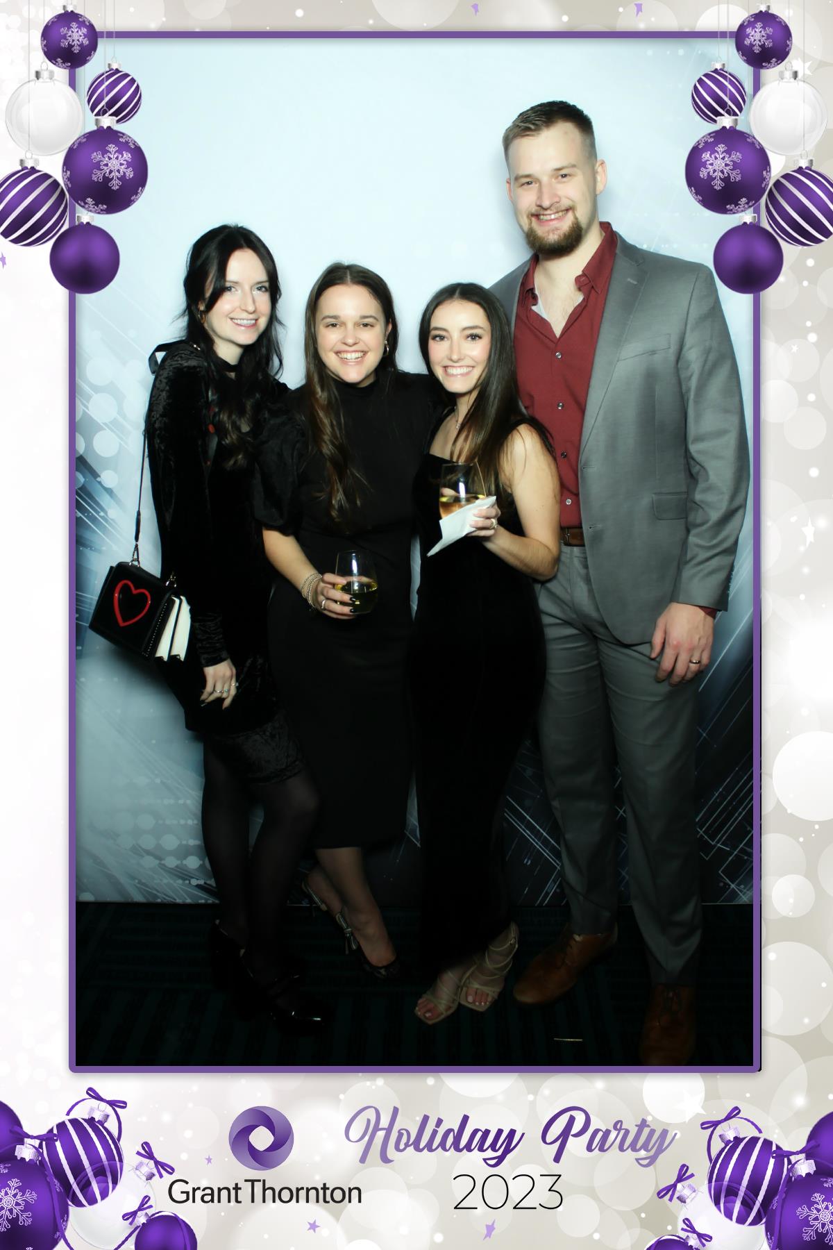 GRANT THORNTON HOLIDAY PARTY | View more photos from the event at gallery.rckapturedmemories.com/u/RCKapturedMemories/GRANT-THORNTON-HOLIDAY-PARTY
