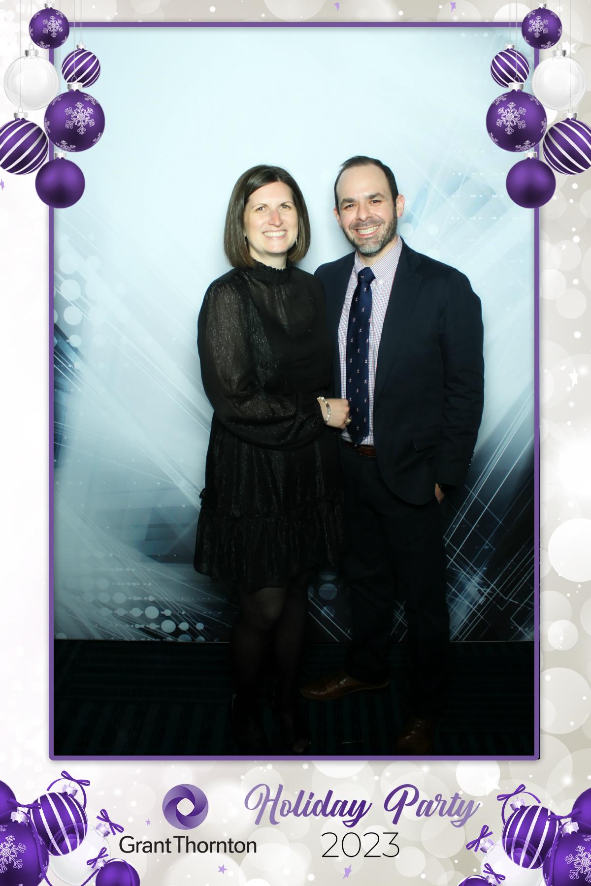 GRANT THORNTON HOLIDAY PARTY | View more photos from the event at gallery.rckapturedmemories.com/u/RCKapturedMemories/GRANT-THORNTON-HOLIDAY-PARTY