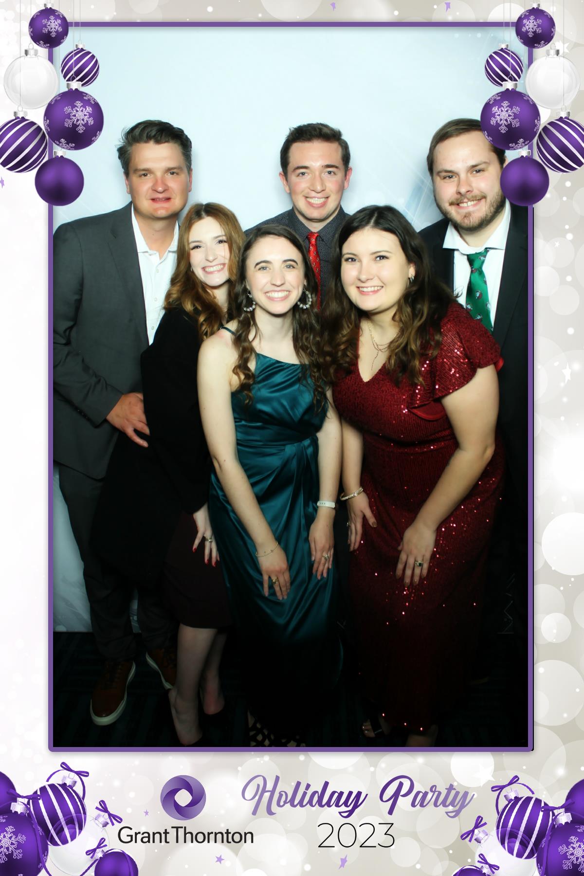 GRANT THORNTON HOLIDAY PARTY | View more photos from the event at gallery.rckapturedmemories.com/u/RCKapturedMemories/GRANT-THORNTON-HOLIDAY-PARTY