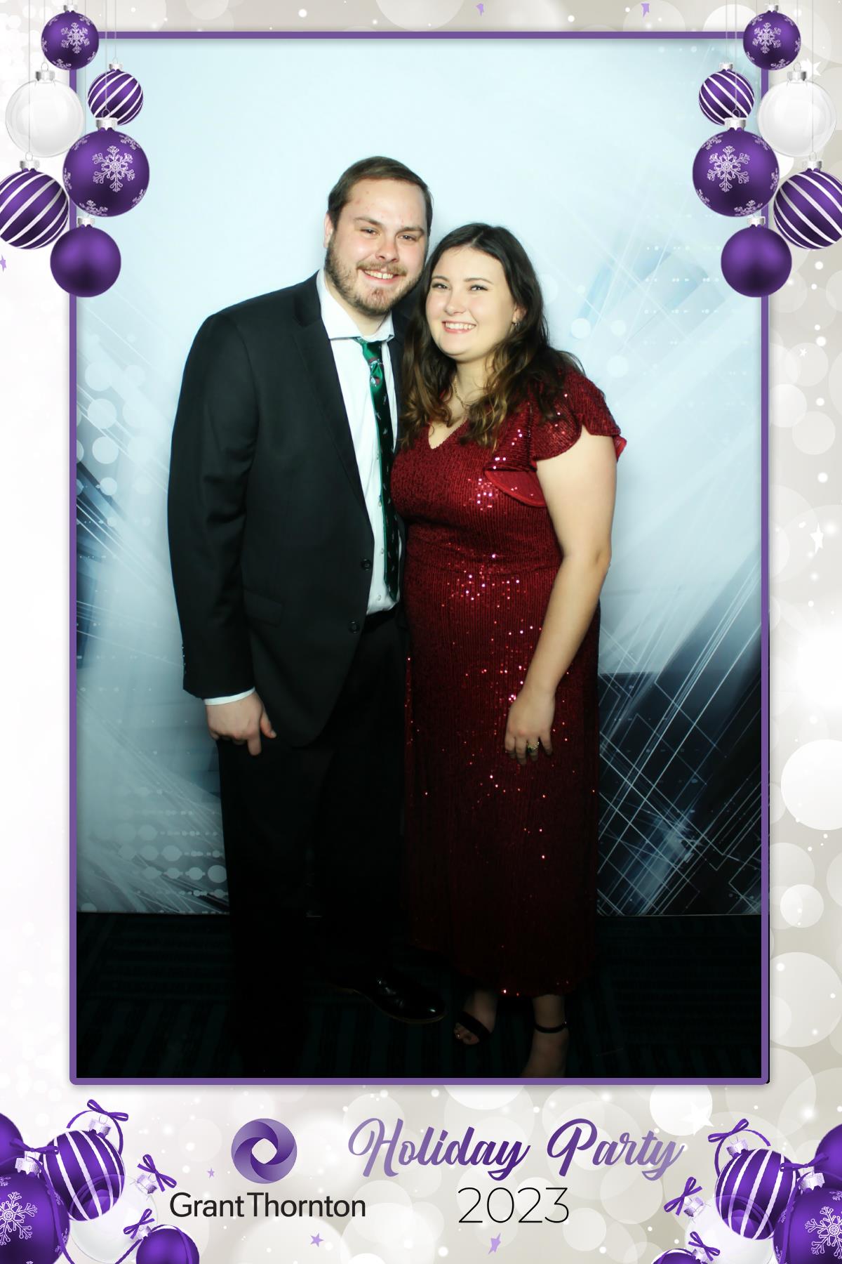 GRANT THORNTON HOLIDAY PARTY | View more photos from the event at gallery.rckapturedmemories.com/u/RCKapturedMemories/GRANT-THORNTON-HOLIDAY-PARTY