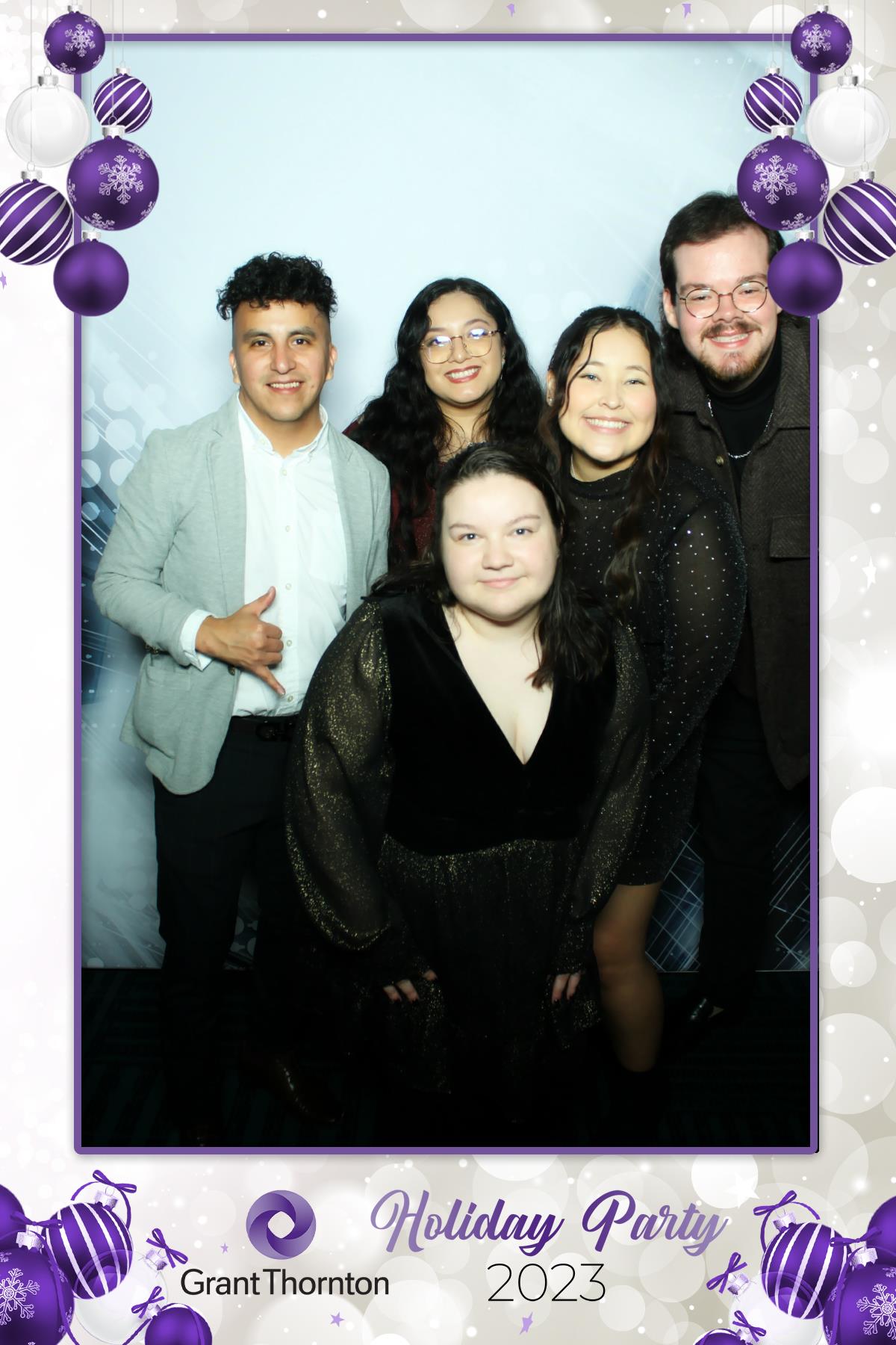 GRANT THORNTON HOLIDAY PARTY | View more photos from the event at gallery.rckapturedmemories.com/u/RCKapturedMemories/GRANT-THORNTON-HOLIDAY-PARTY