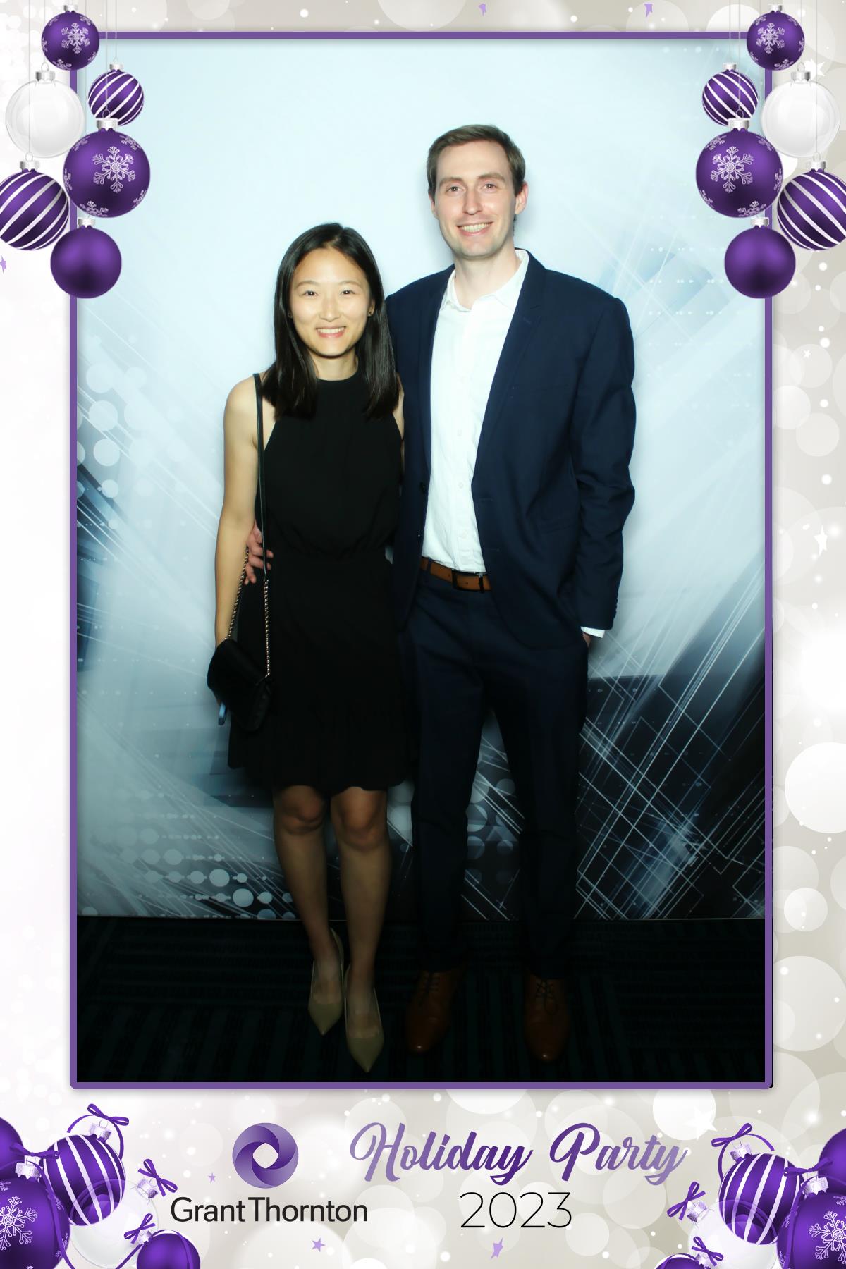 GRANT THORNTON HOLIDAY PARTY | View more photos from the event at gallery.rckapturedmemories.com/u/RCKapturedMemories/GRANT-THORNTON-HOLIDAY-PARTY